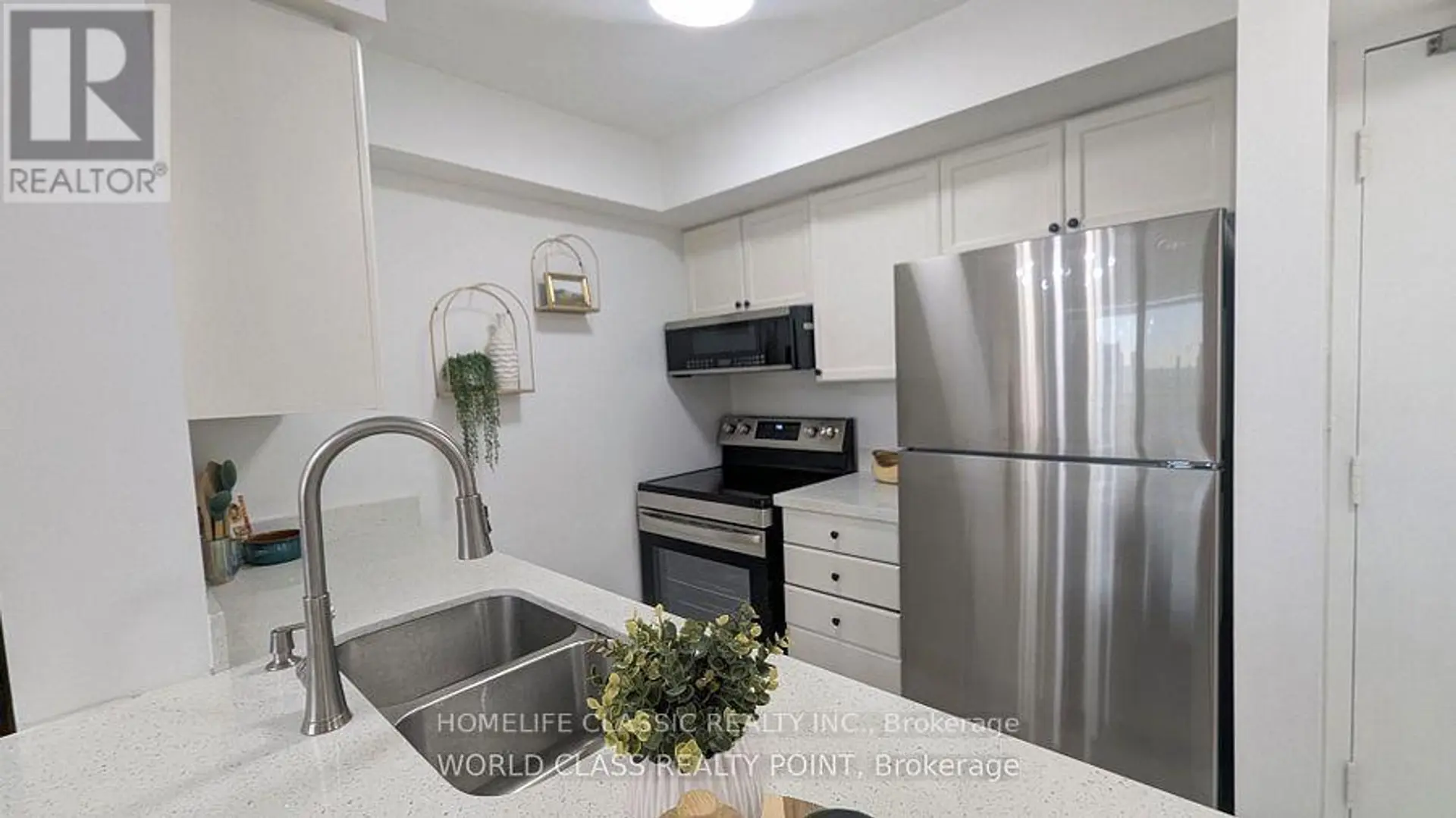 #1807 155 BEECROFT ROAD - Image 4