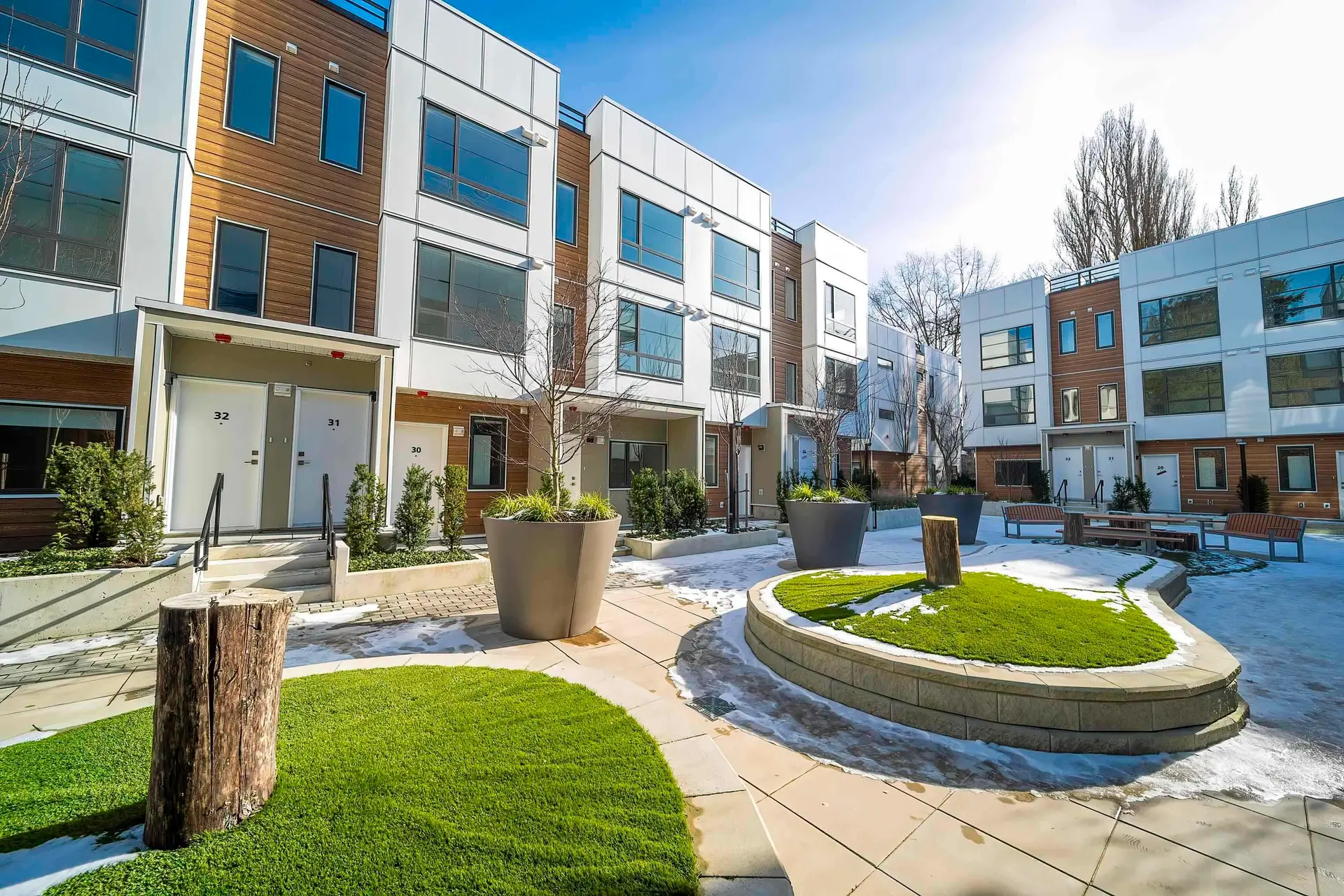 #30 6328 King George Boulevard - Image 13