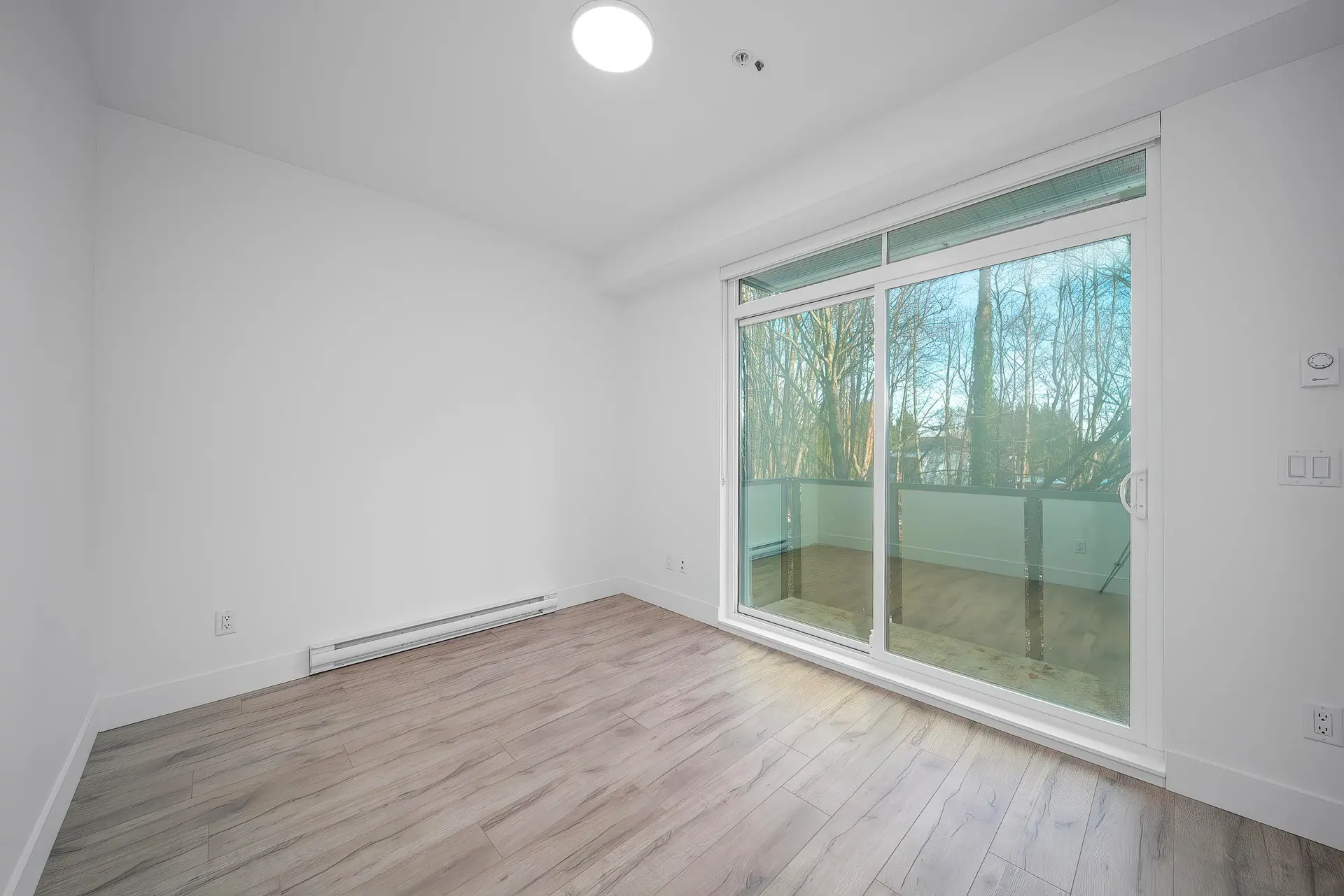 #30 6328 King George Boulevard - Image 4