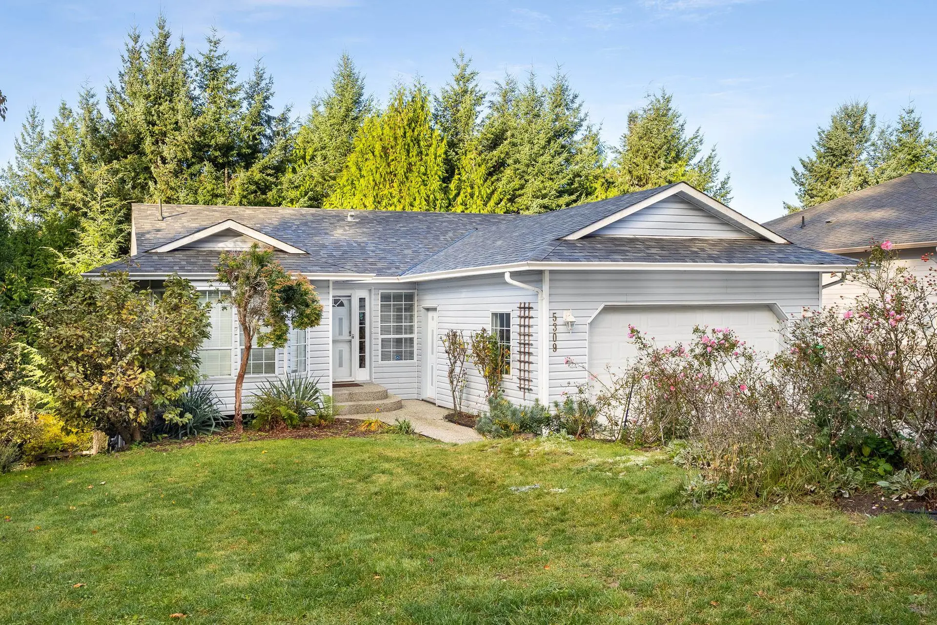 Property at 5309 Cedarview Place, Sechelt, BC