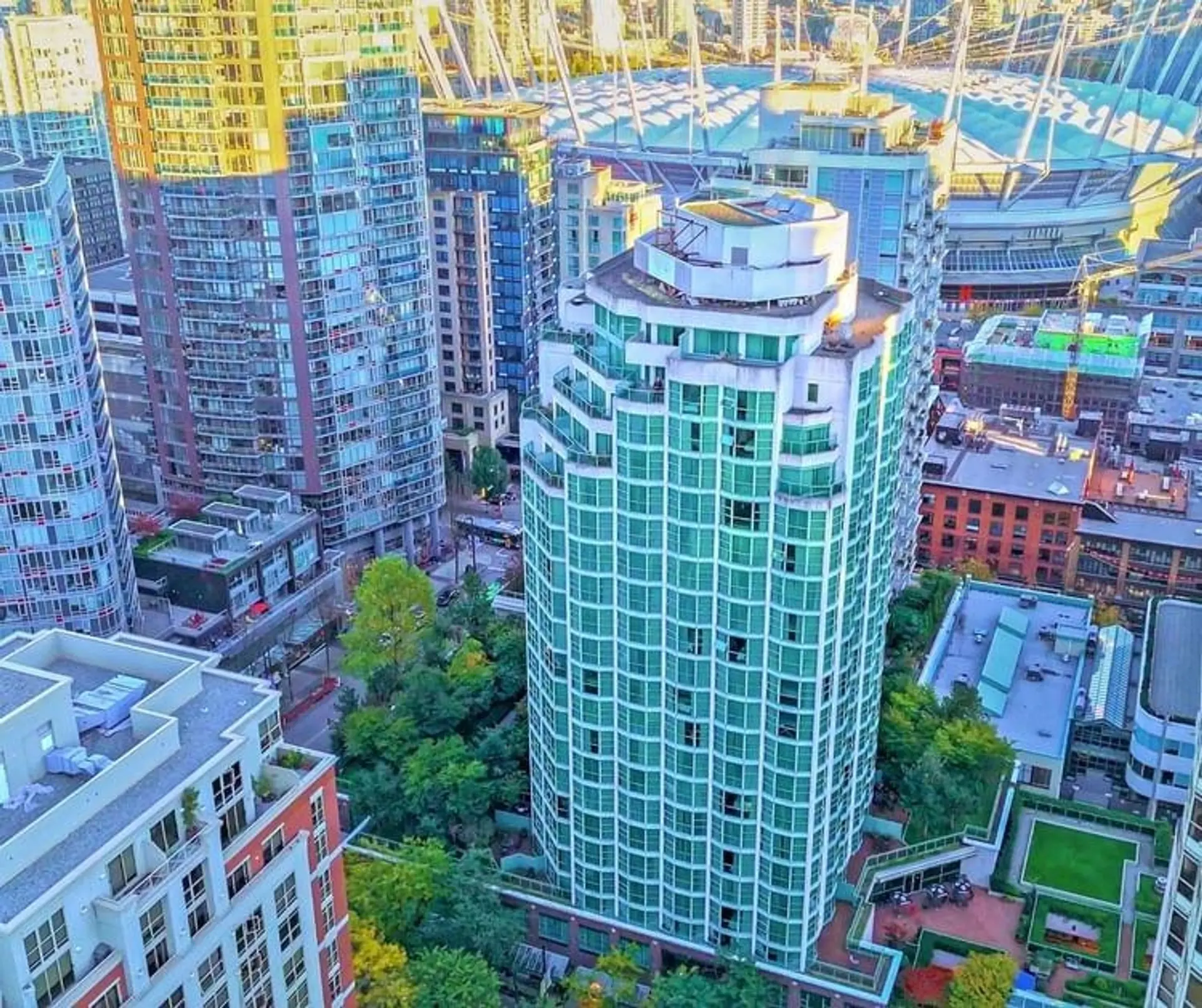 Property at #1810 838 Hamilton Street, Vancouver, BC