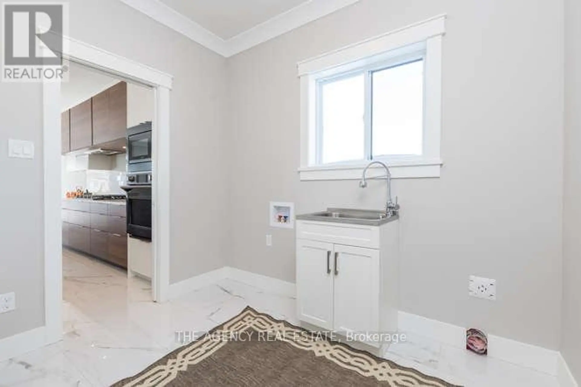 3126 REGIMENT ROAD W - Image 5