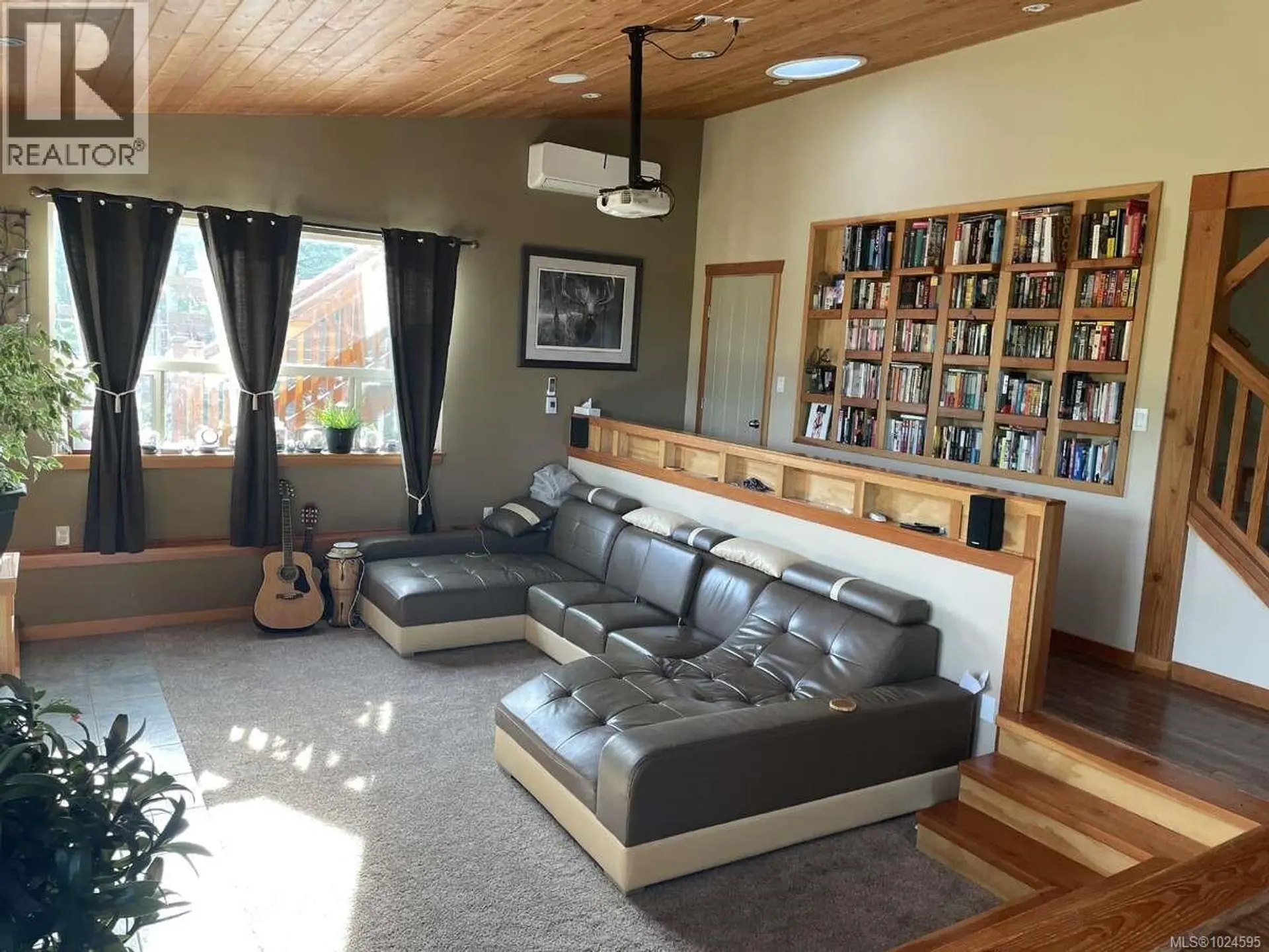 Property at 1680 Peligren Pl, Qualicum Beach, BC