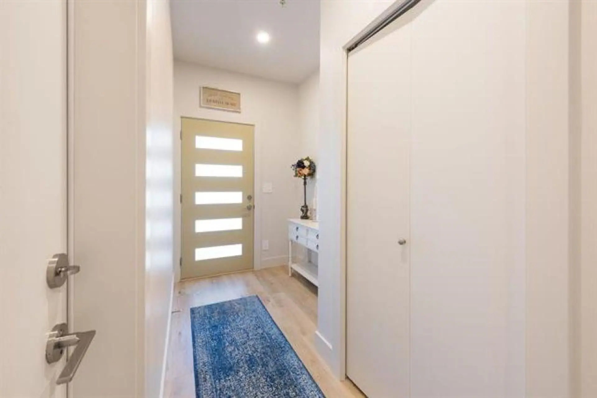 #3 1928 Woodside Boulevard - Image 2