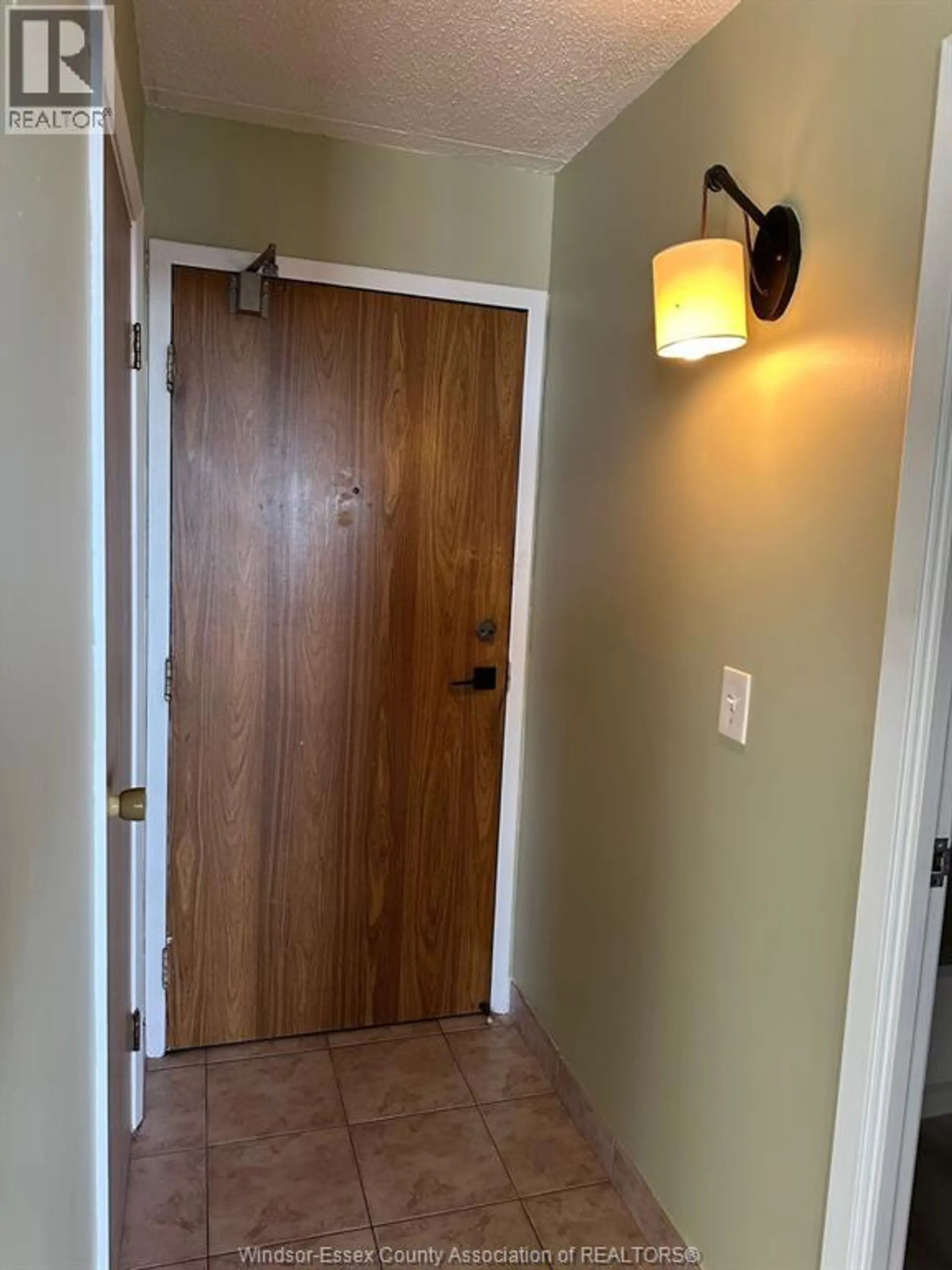 #1714 150 PARK STREET WEST - Image 2