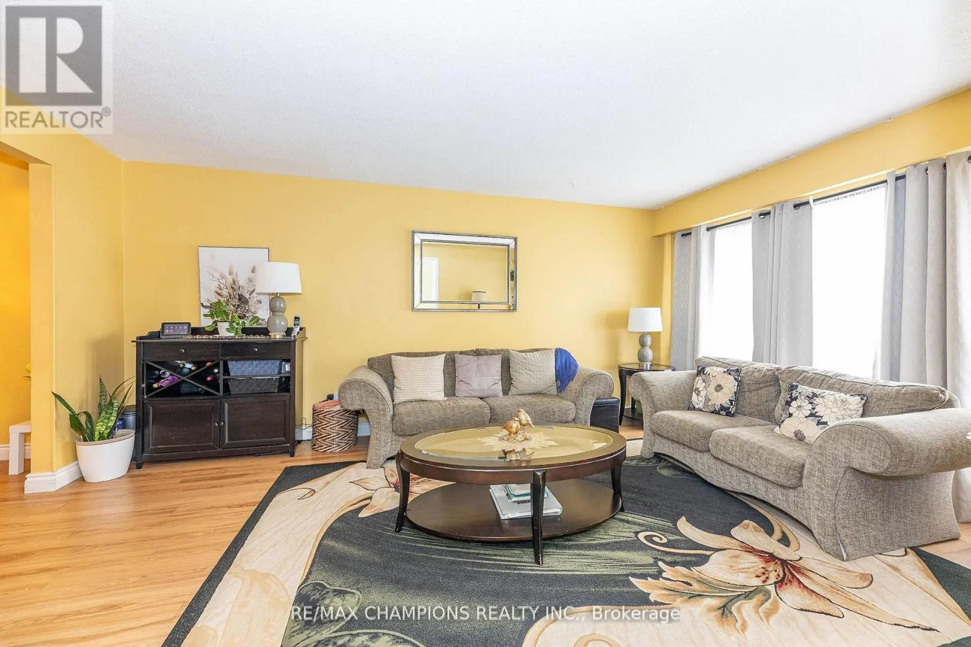 #17 3525 BRANDON GATE DRIVE - Image 4