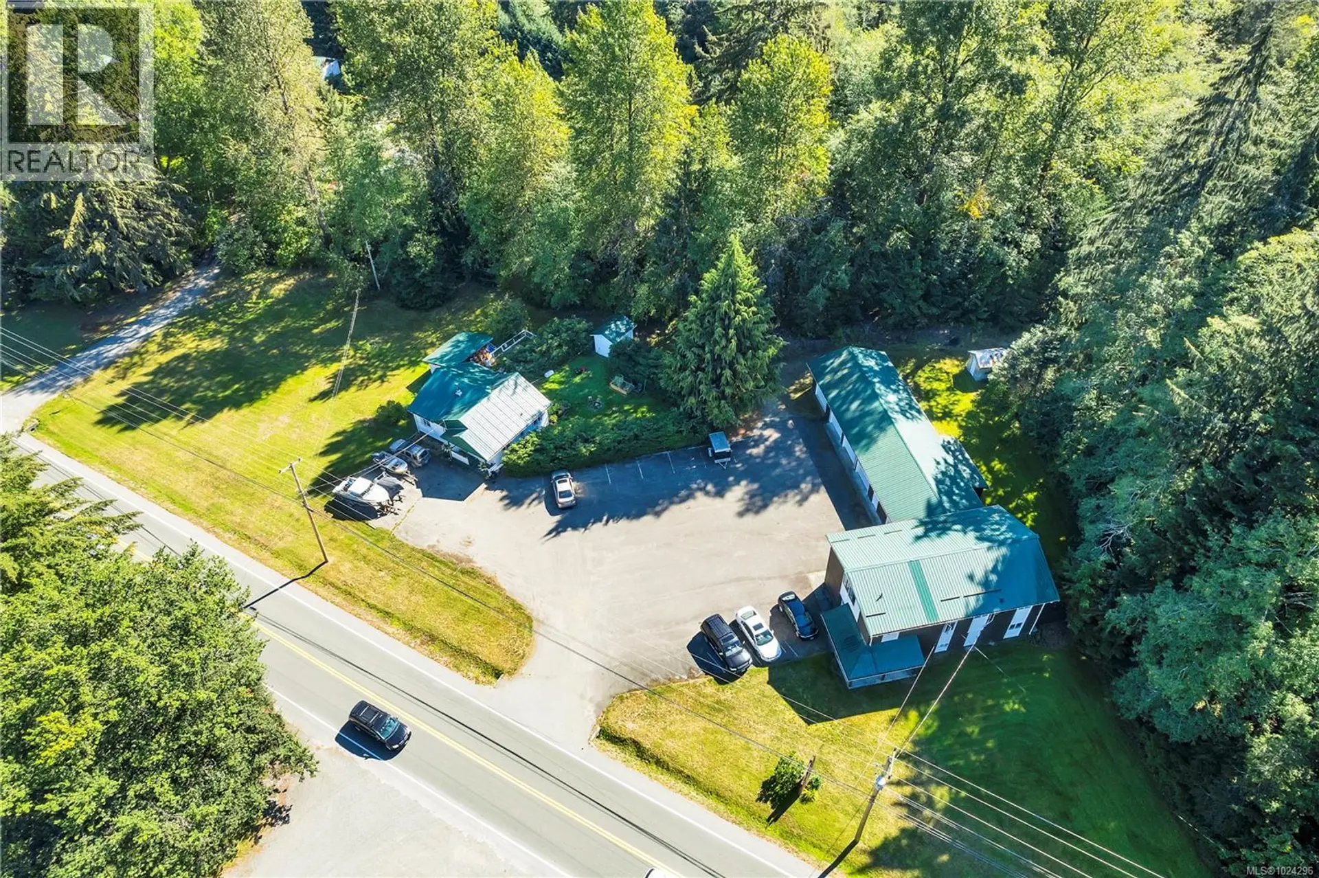 Property at 1260 Sayward Rd, Sayward, BC