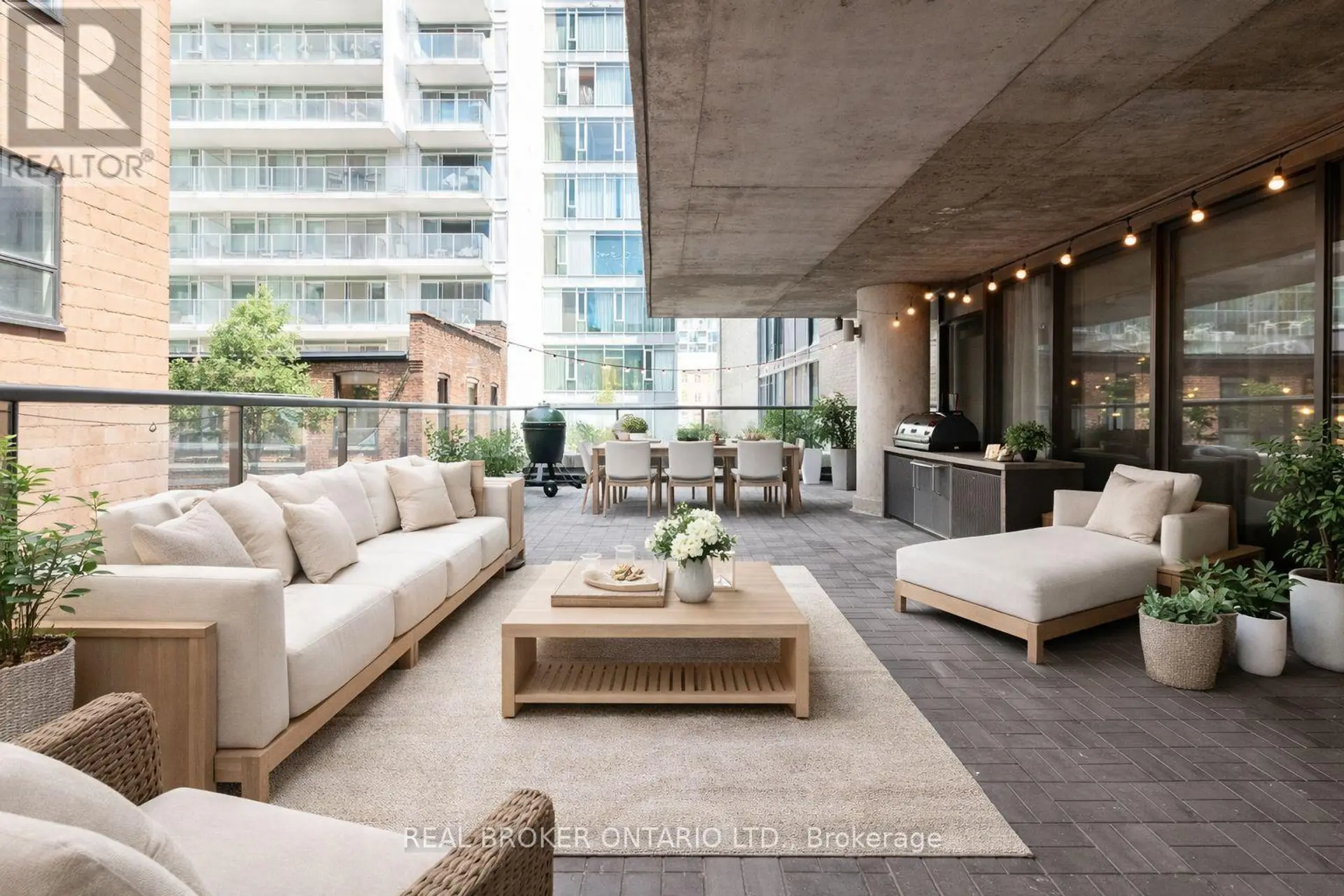 #201 500 WELLINGTON STREET W - Image 9