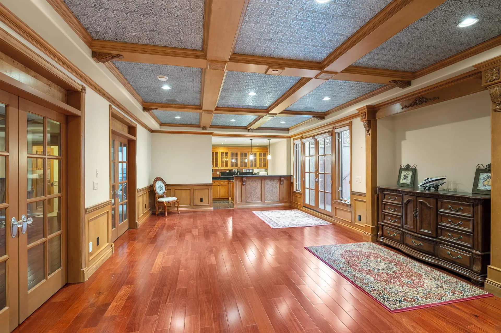 4583 Hudson Street - Image 10