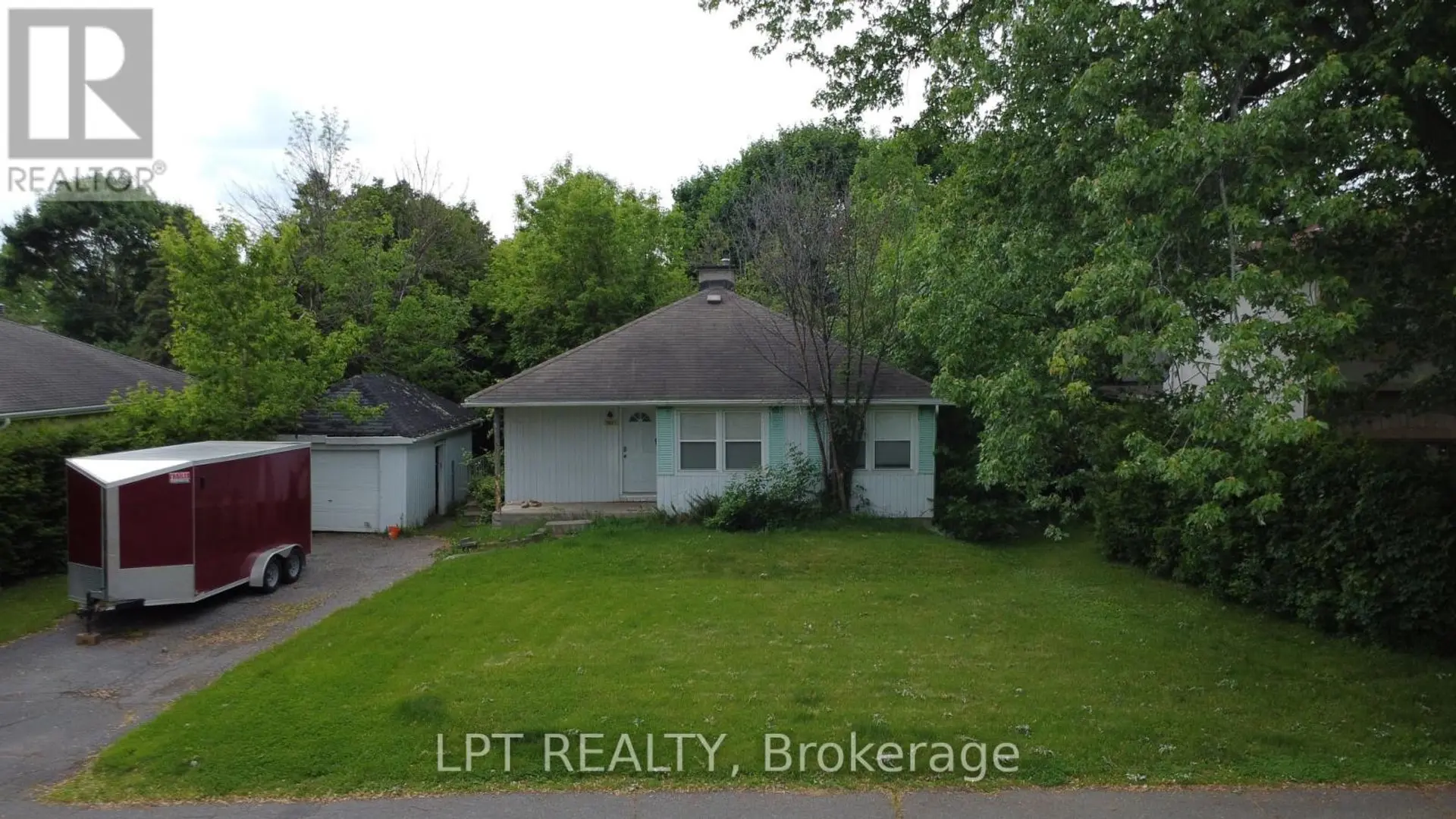 868 MOUNTAINVIEW AVENUE - Image 1