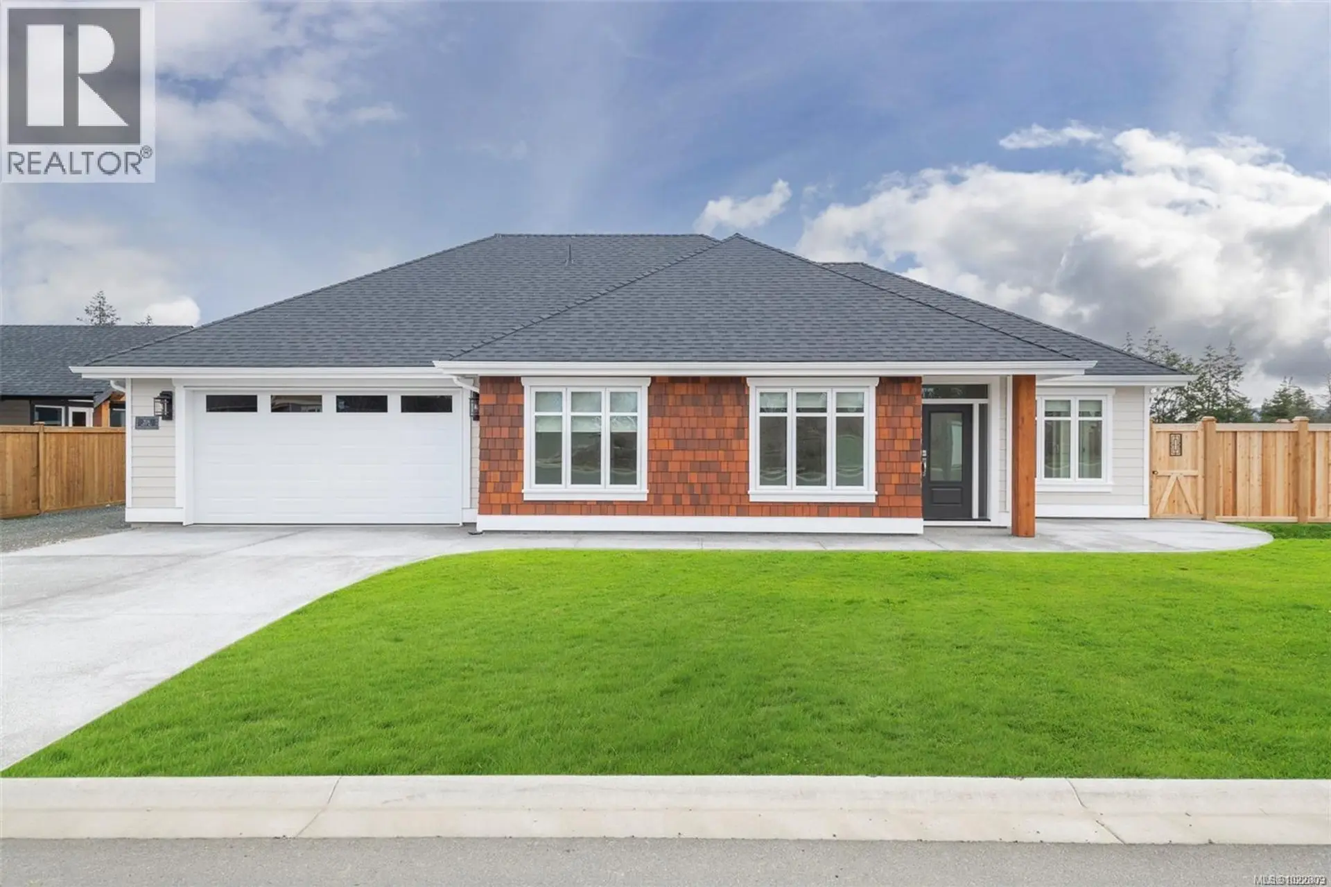 Property at 908 Ridgeline Blvd, Parksville, BC