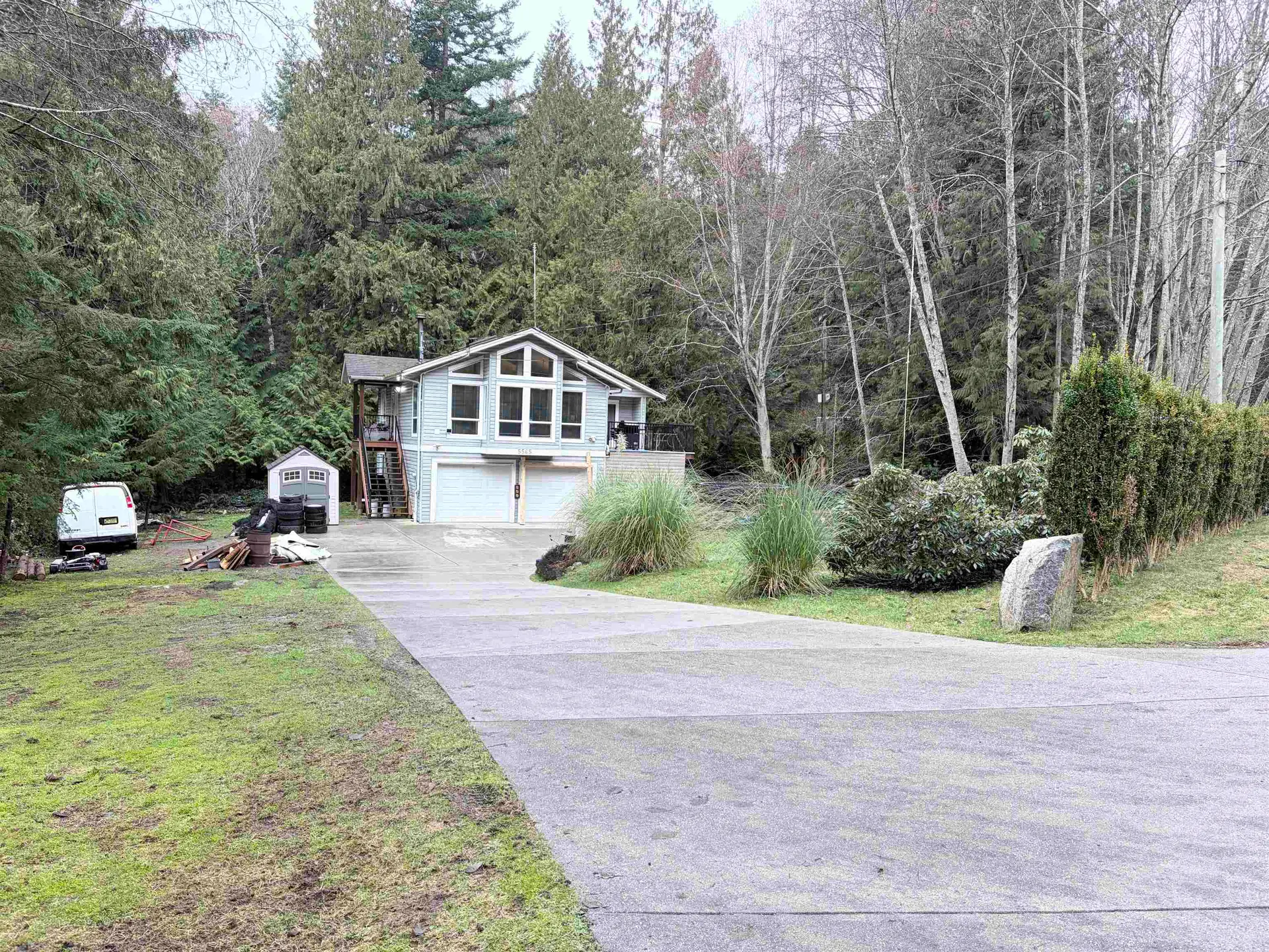 Property at 5565 Riley Road, Halfmoon Bay, BC