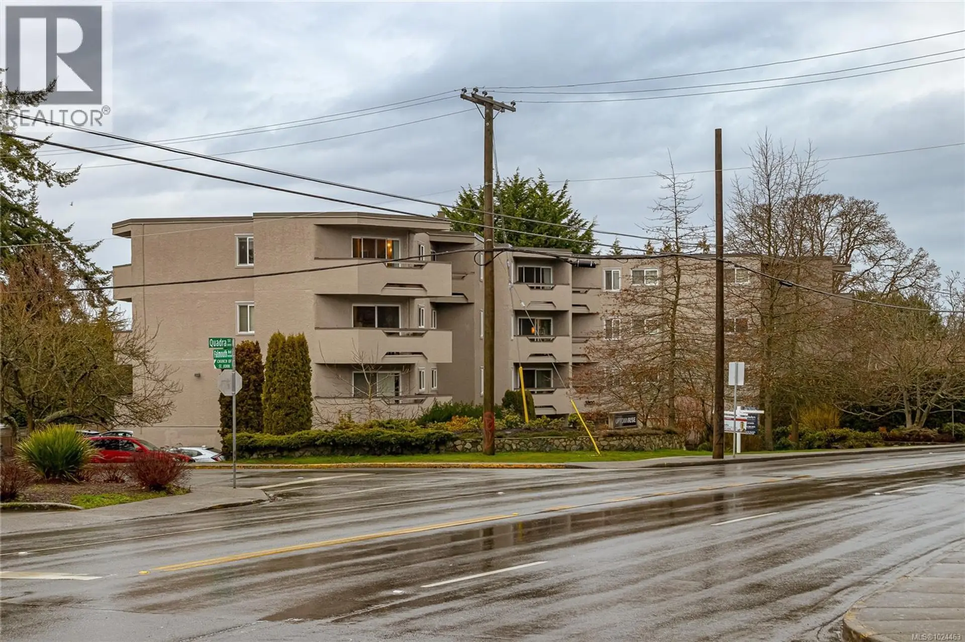 Property at #206 3800 Quadra St, Saanich, BC