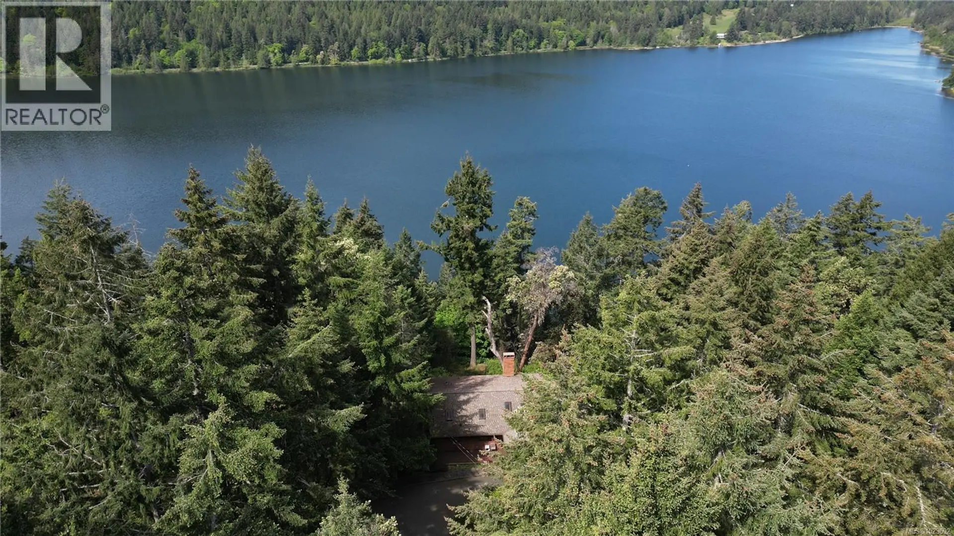 Property at 250 South Bank Dr, Salt Spring, BC
