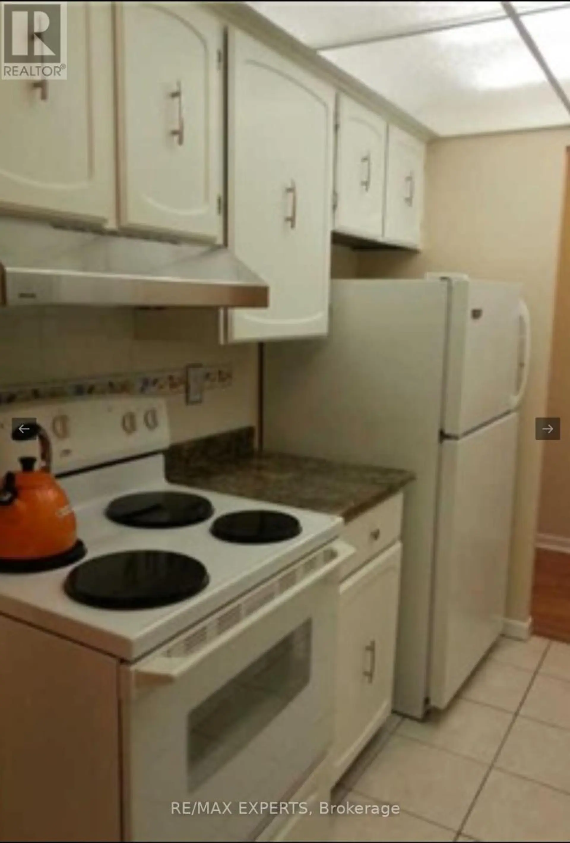 #804 2542 ARGYLE ROAD - Image 3