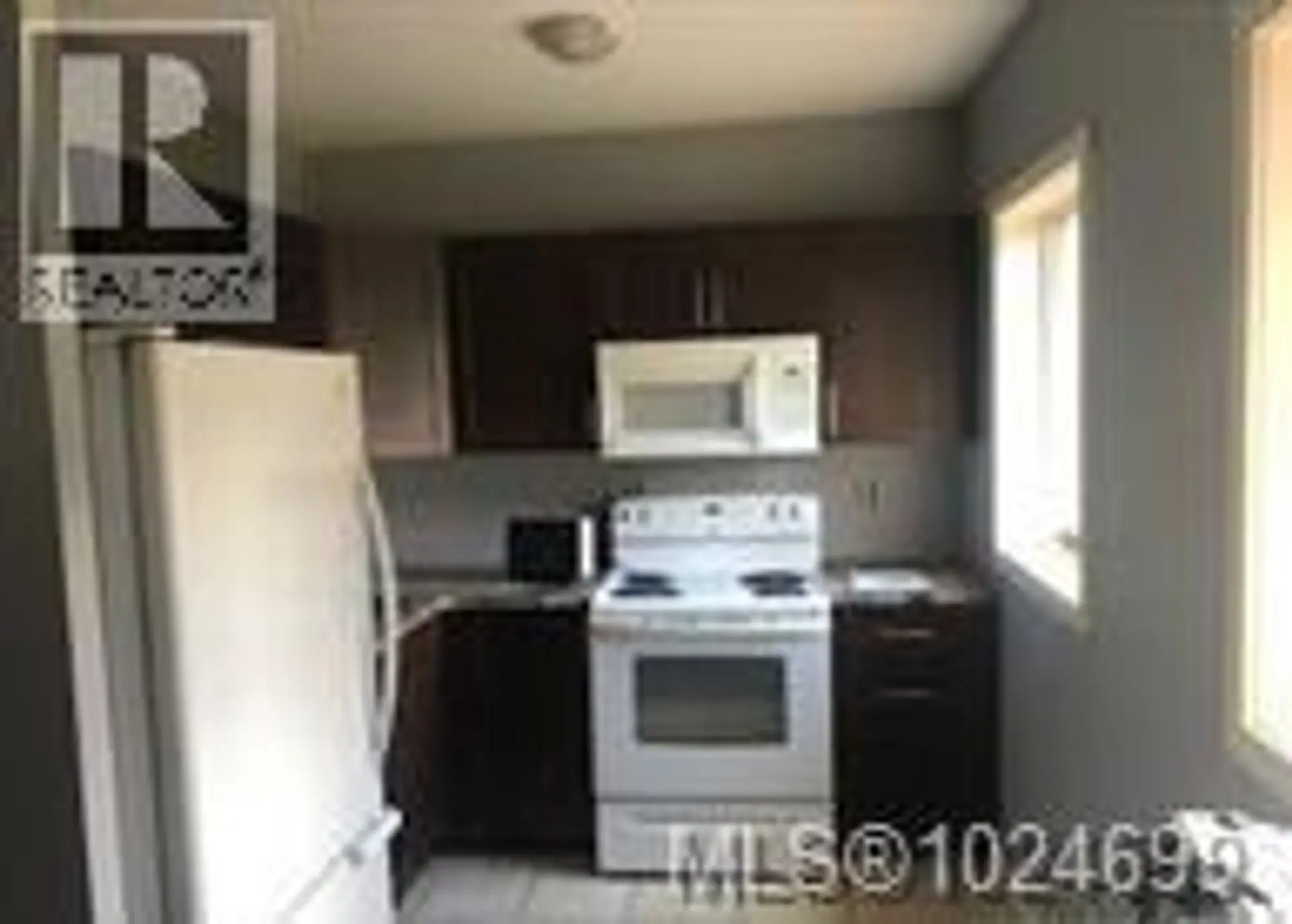 2406 Nanoose Beach Rd - Image 4