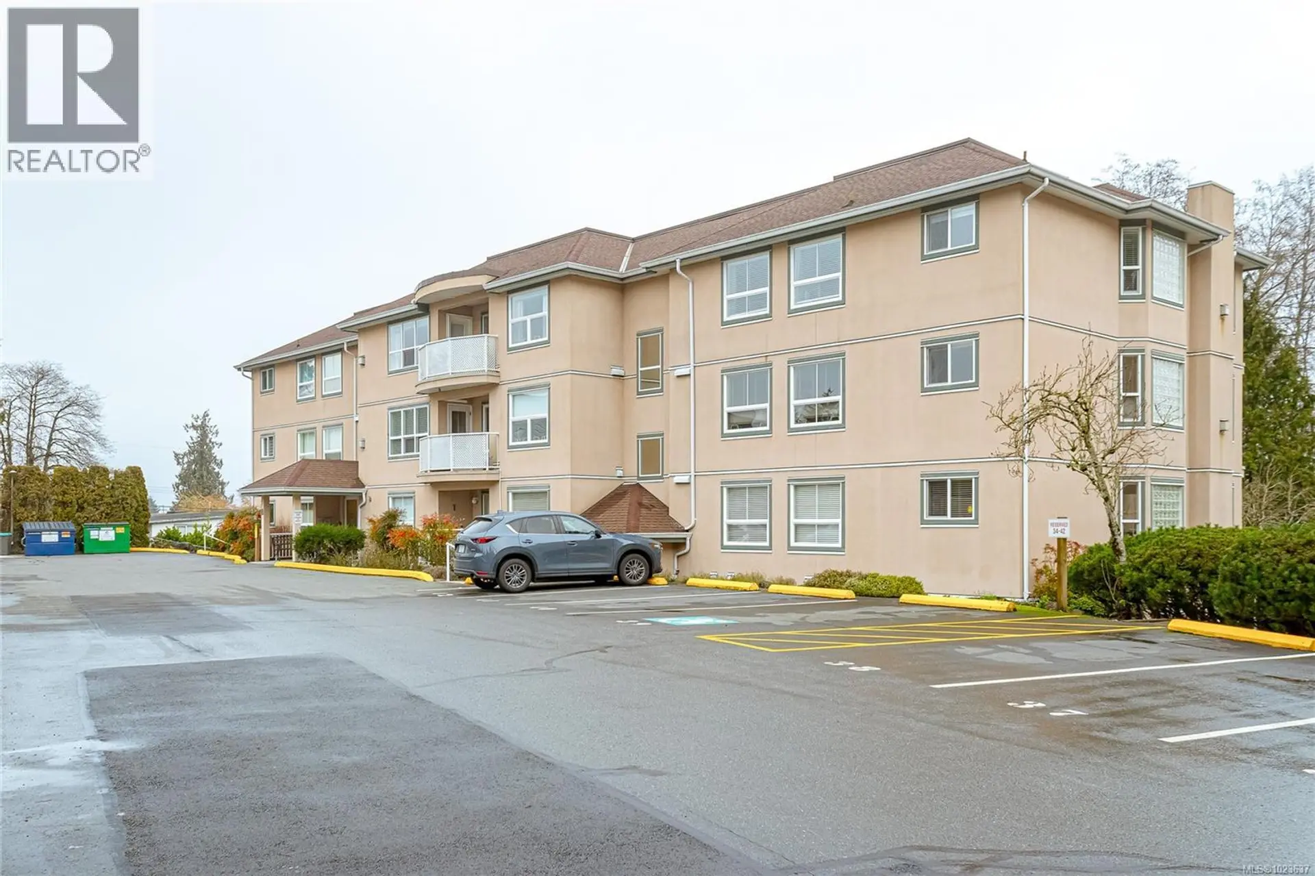 Property at #305B 3000 Oak St, Chemainus, BC
