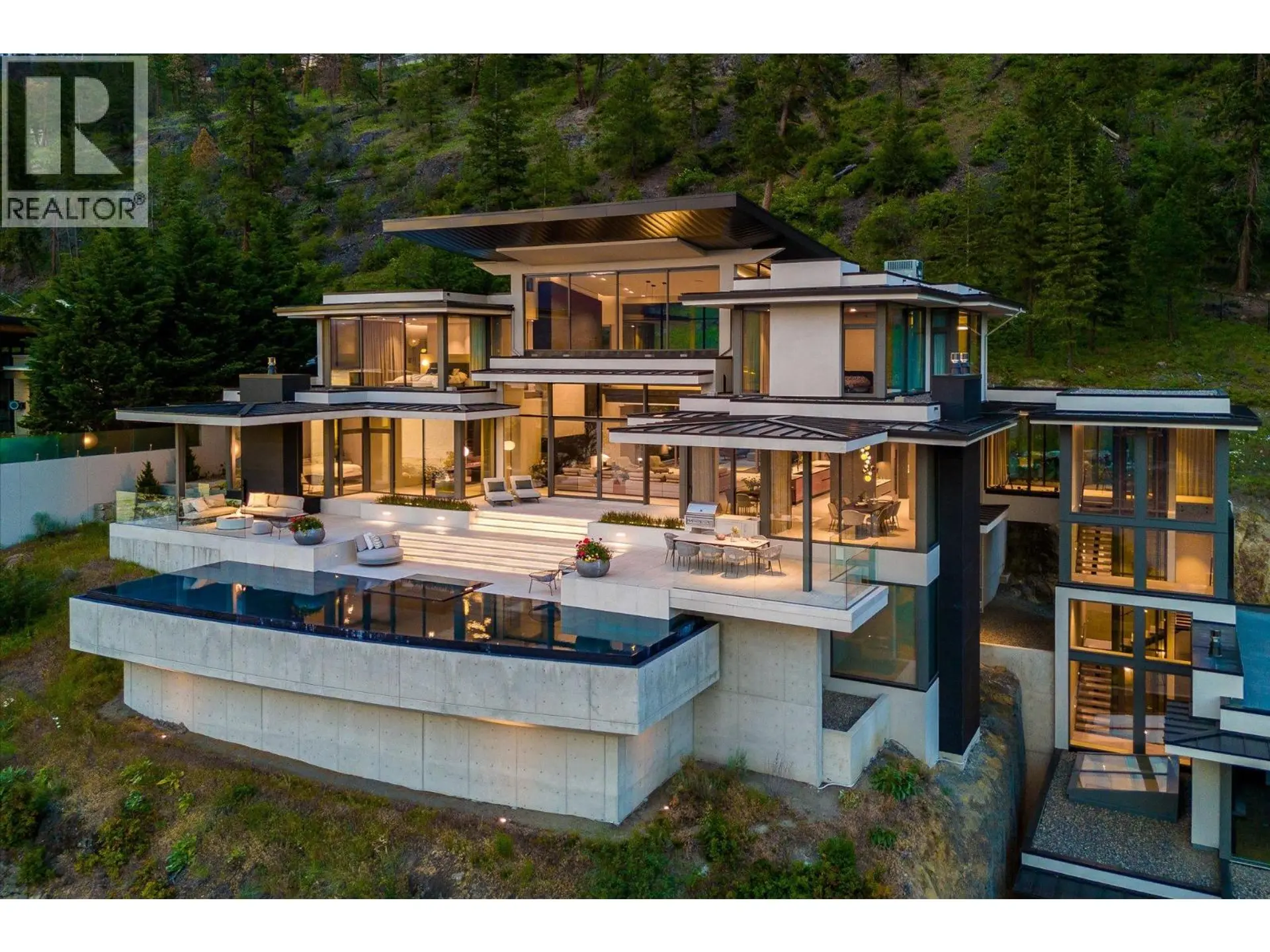 Property at #20 180 Sheerwater Court, Kelowna, BC