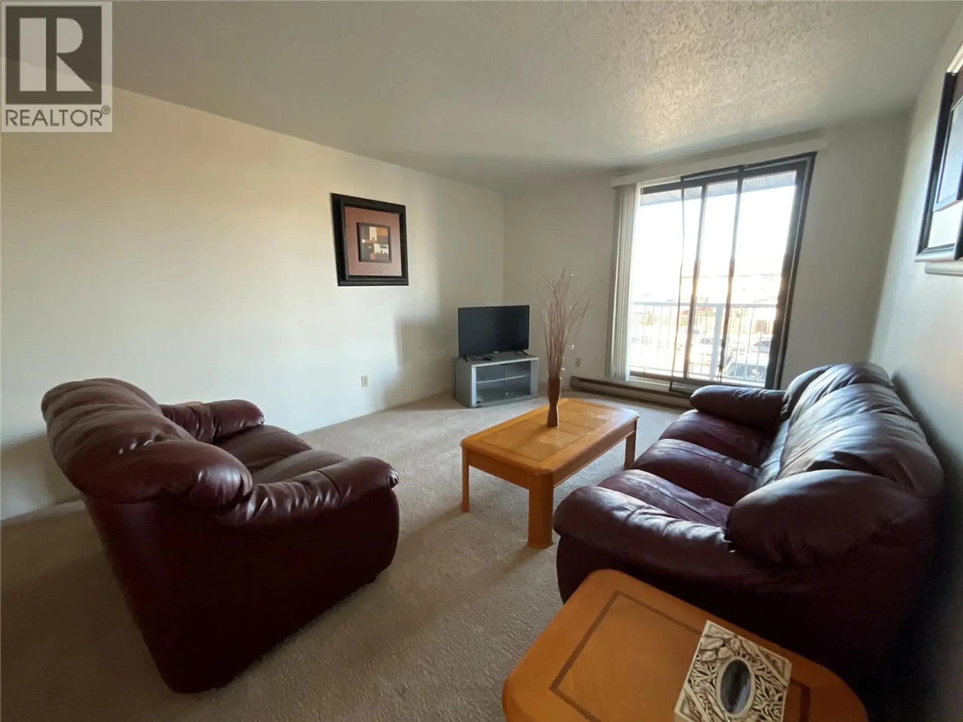 #202 212 Spieker Avenue - Image 5