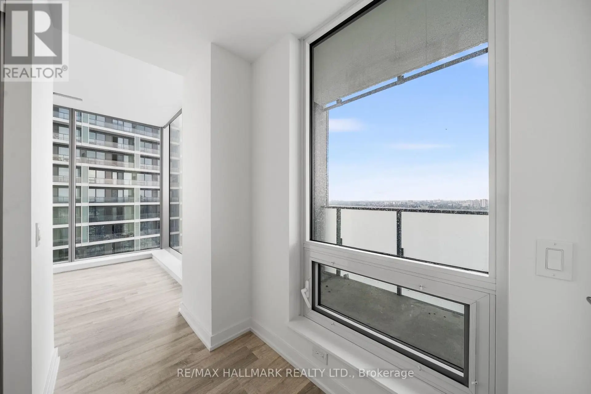 #N2708 7 GOLDEN LION HEIGHTS - Image 10