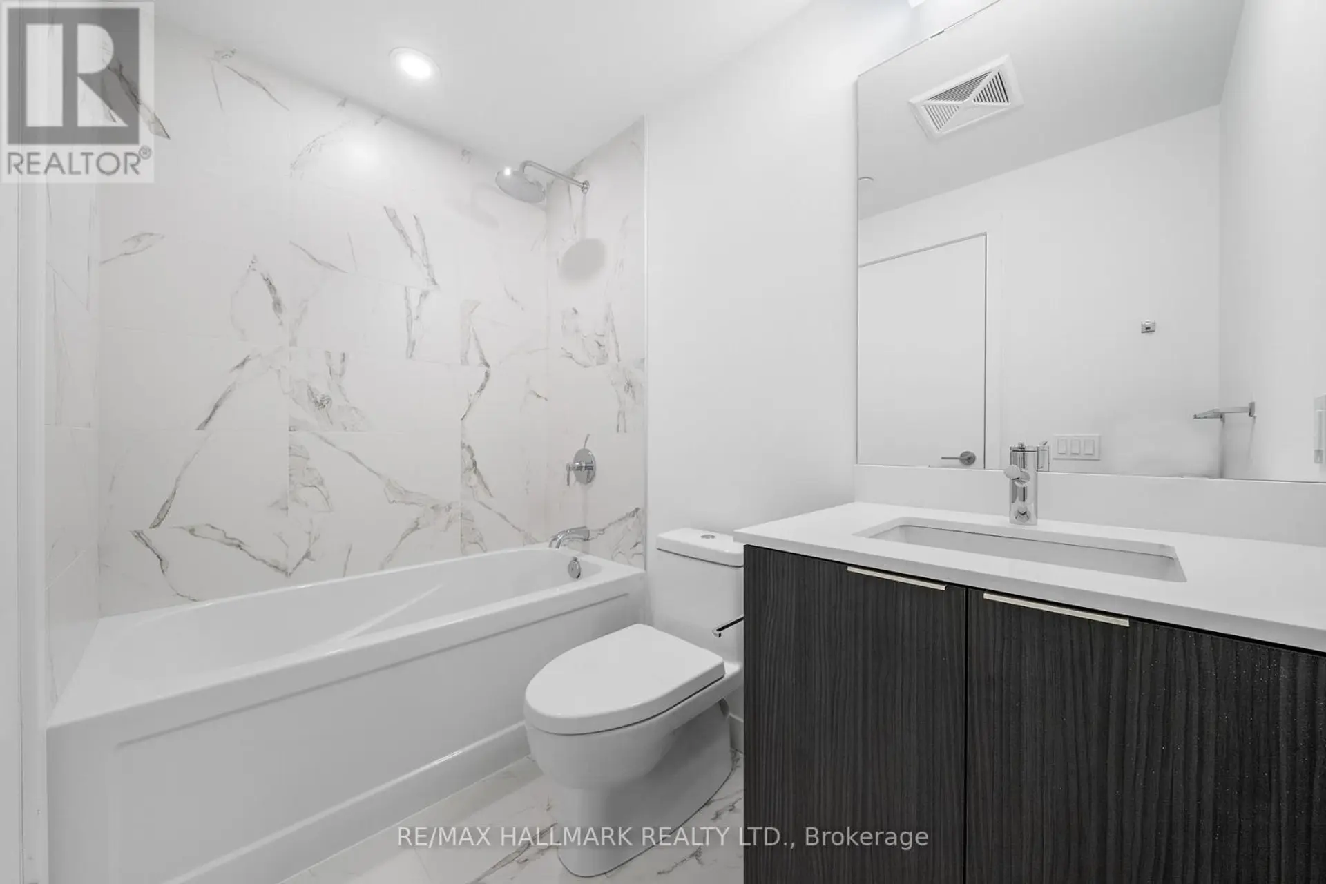 #N2708 7 GOLDEN LION HEIGHTS - Image 12