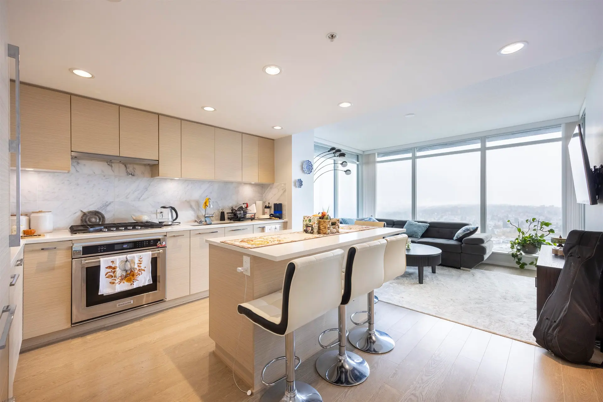 #3006 6700 Dunblane Avenue - Image 8