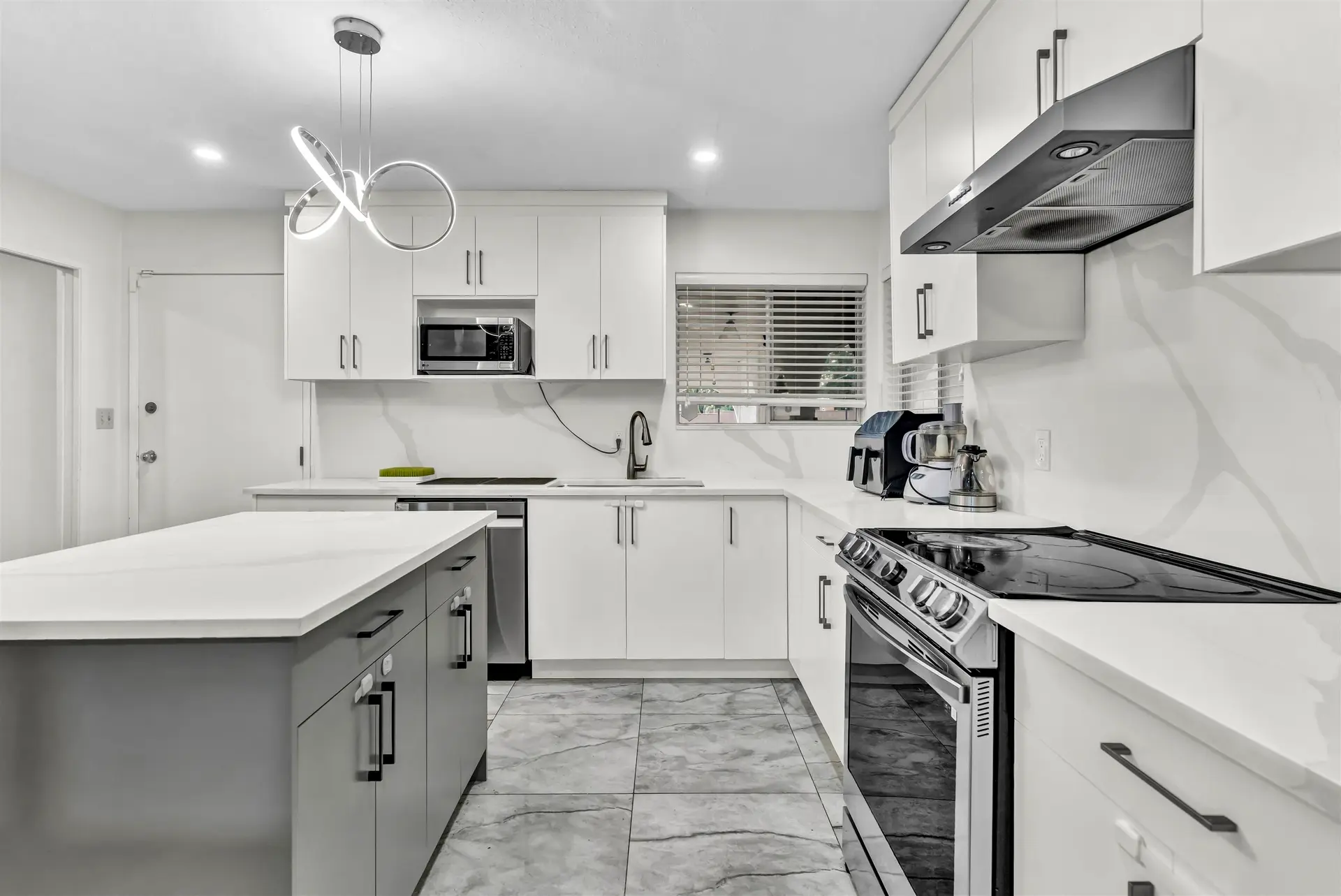 Property at 20225 40 Avenue, Langley, BC