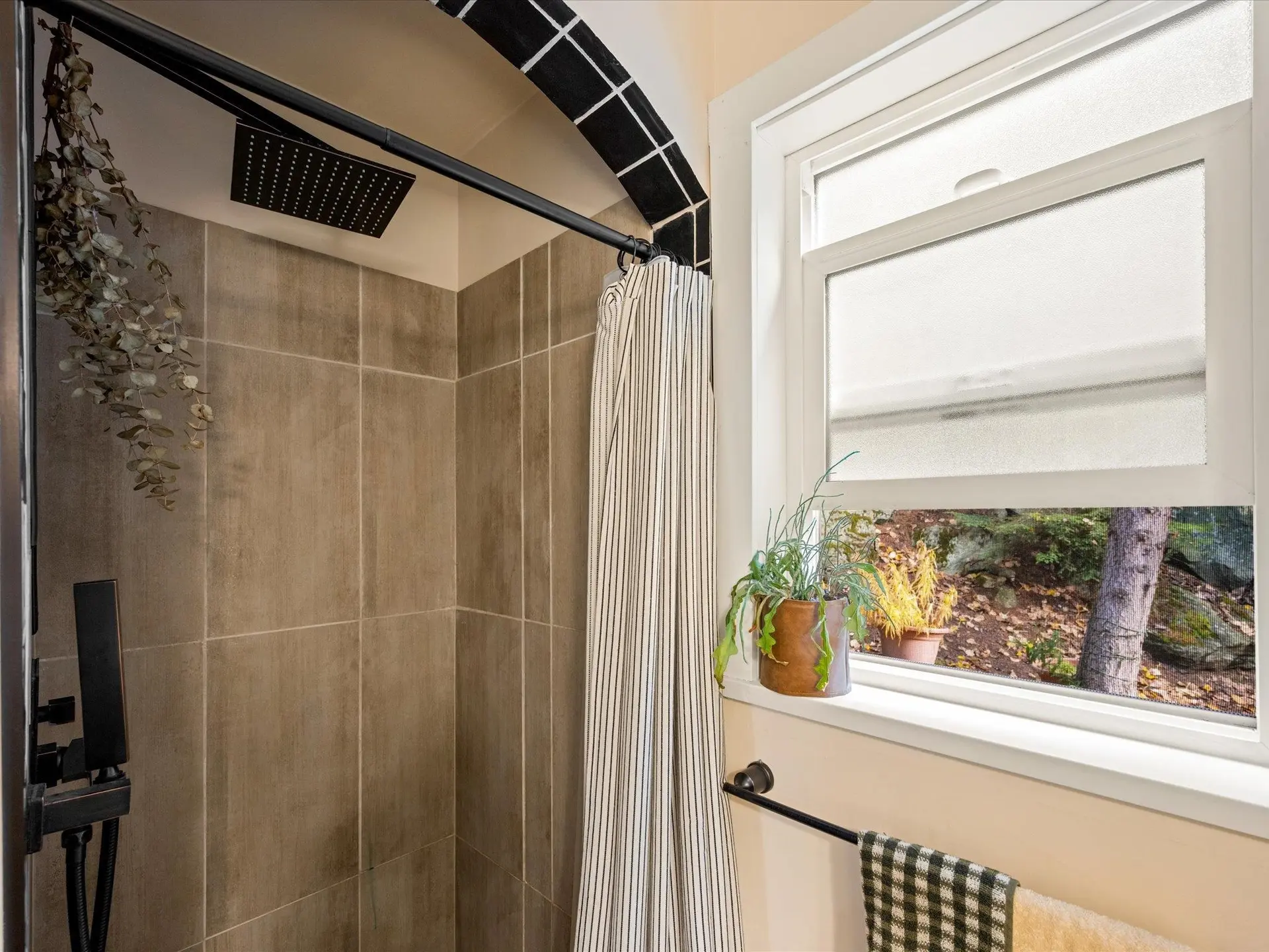 #9 2101 Whistler Road - Image 10