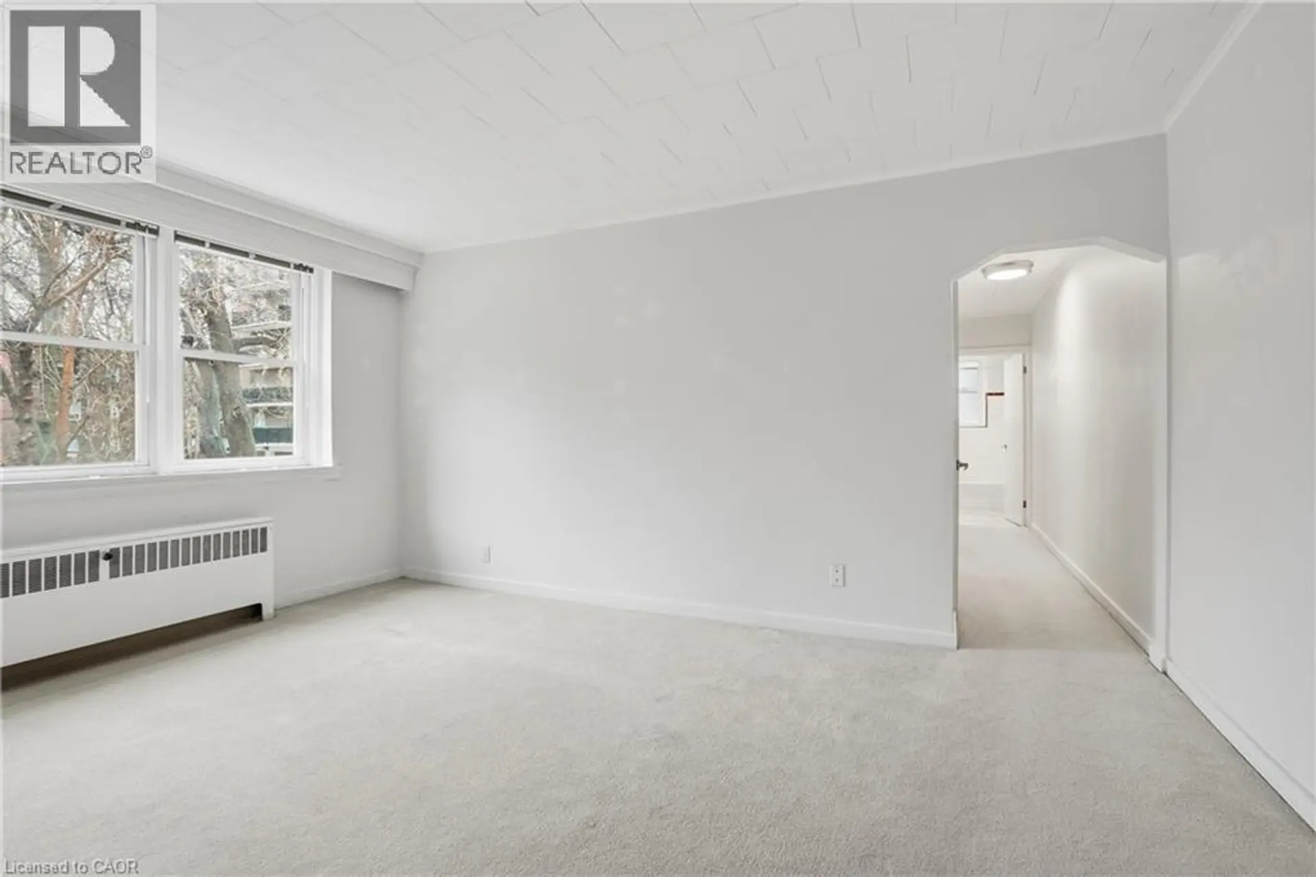 #9 4 ROBINSON Street - Image 5