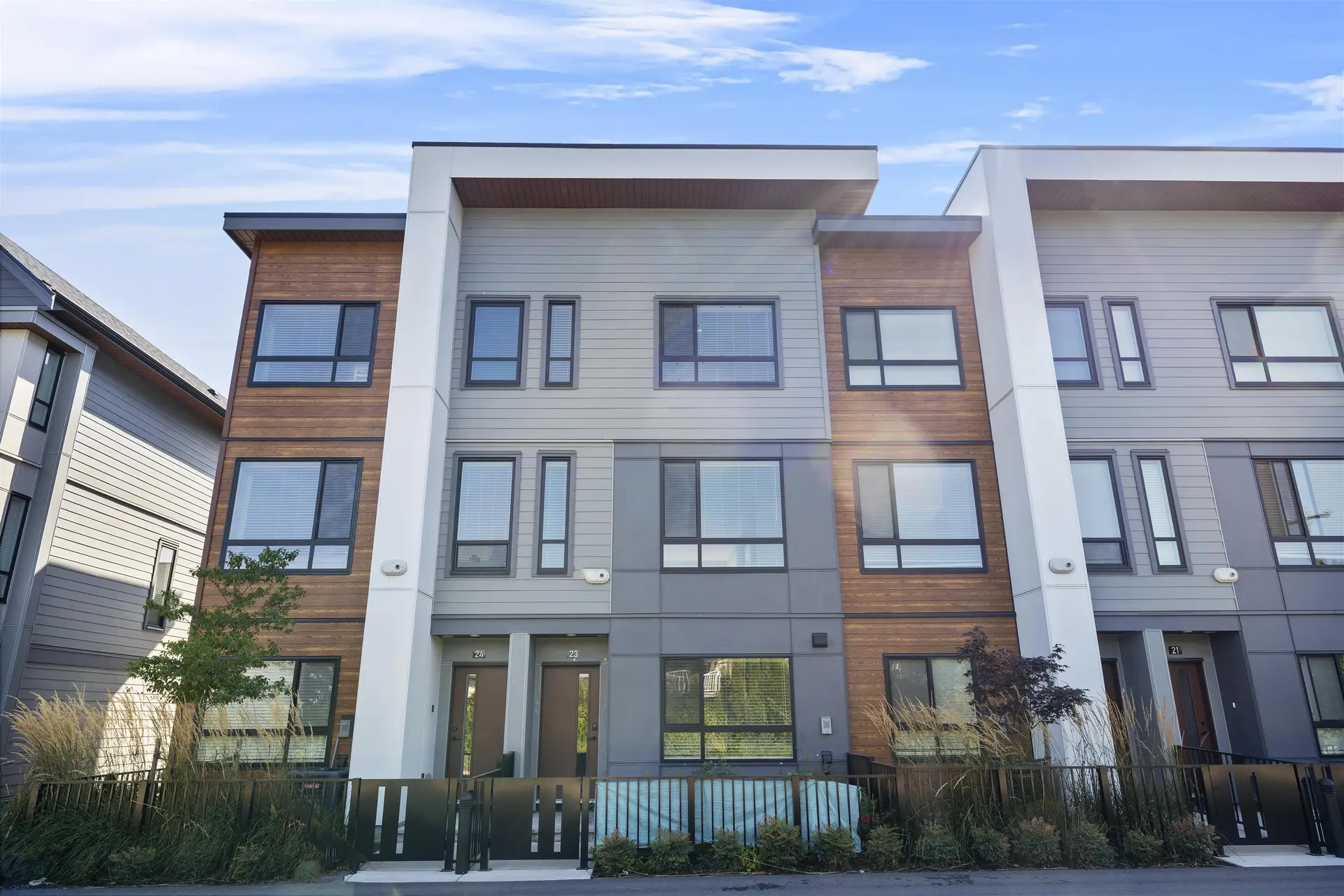 Property at #23 30530 Cardinal Avenue, Abbotsford, BC