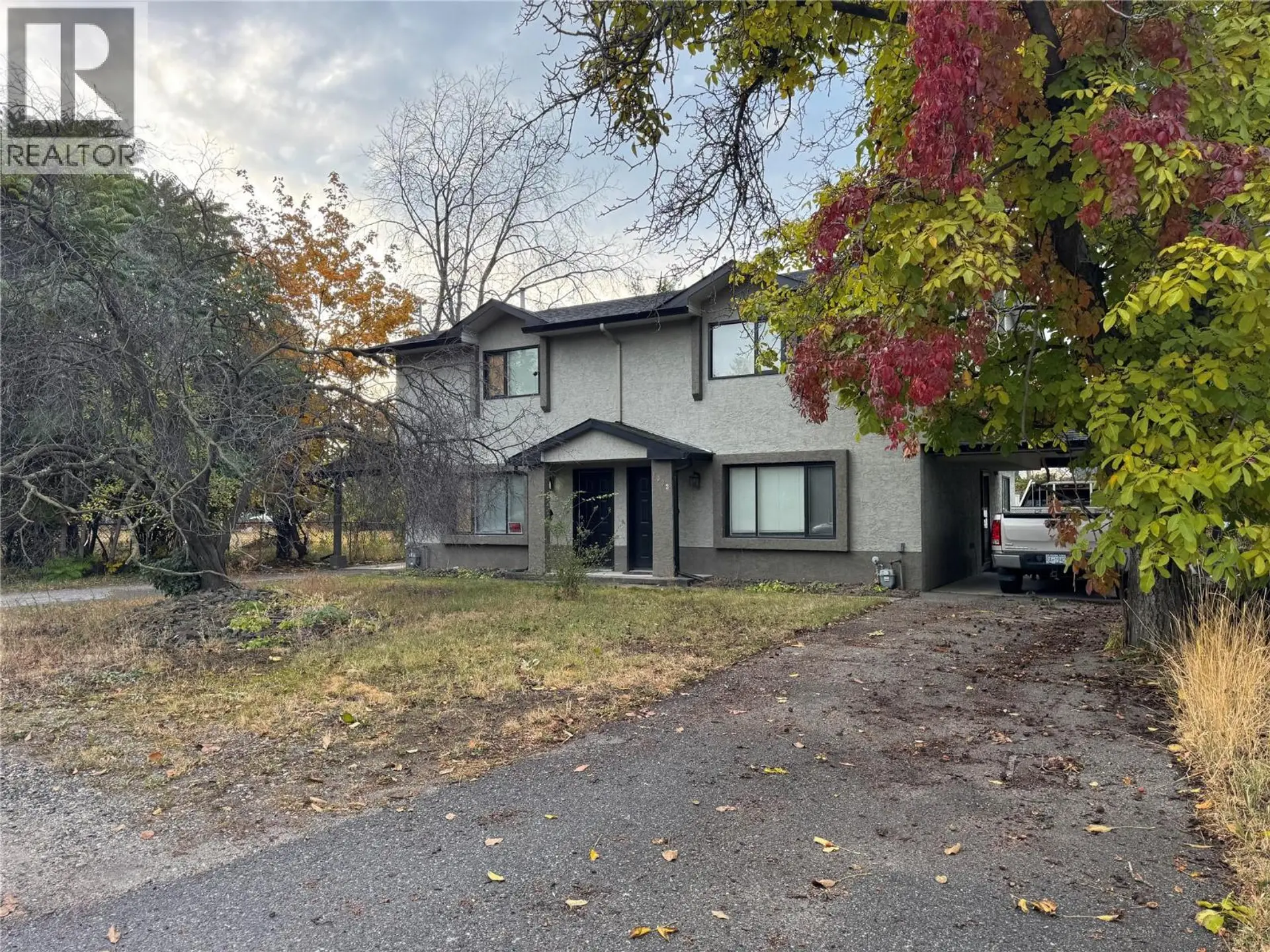 Property at 1033 / 1035 Laurier Avenue, Kelowna, BC