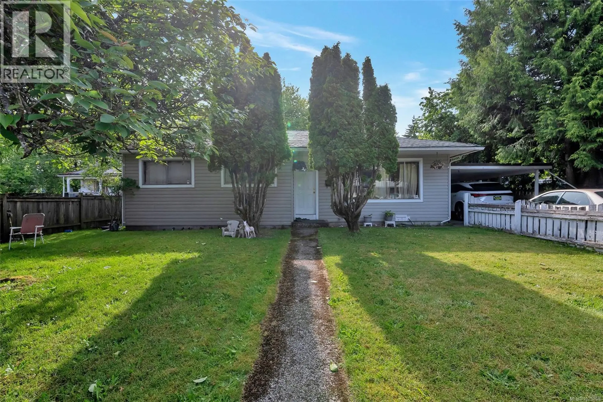 Property at 311 Holly Ave, Nanaimo, BC