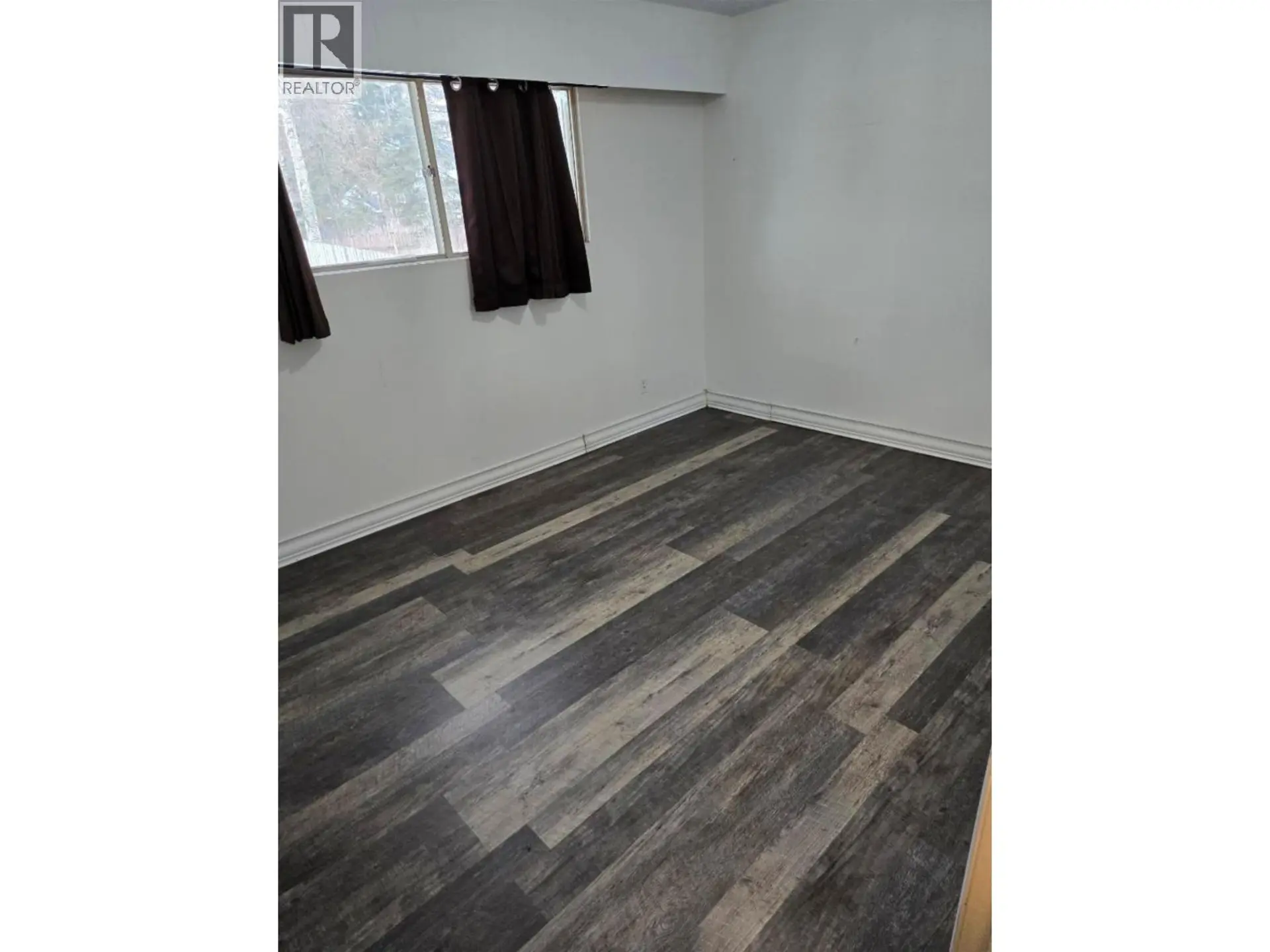 133 S MOFFAT STREET - Image 11