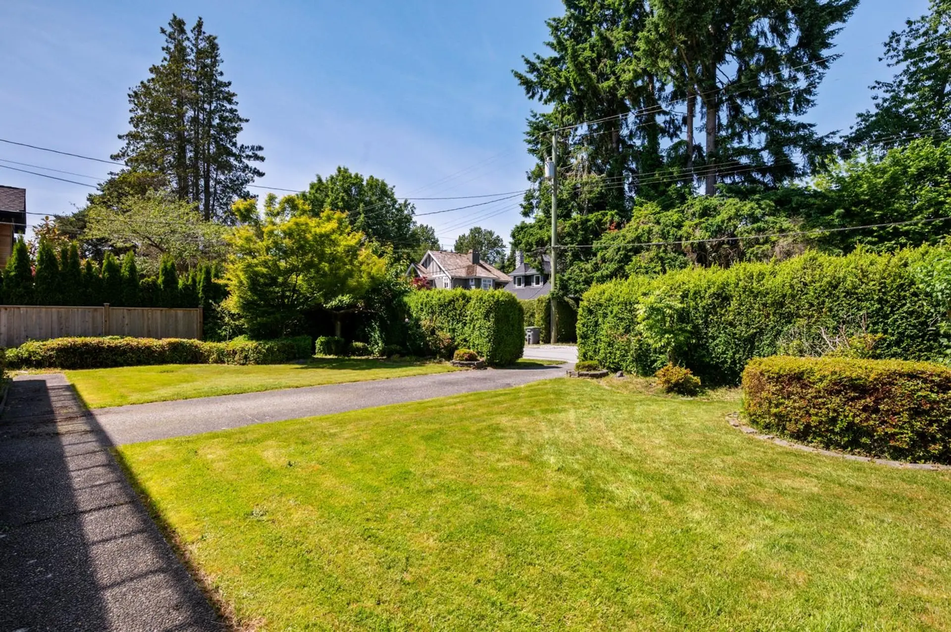 3662 W 49th Avenue - Image 2