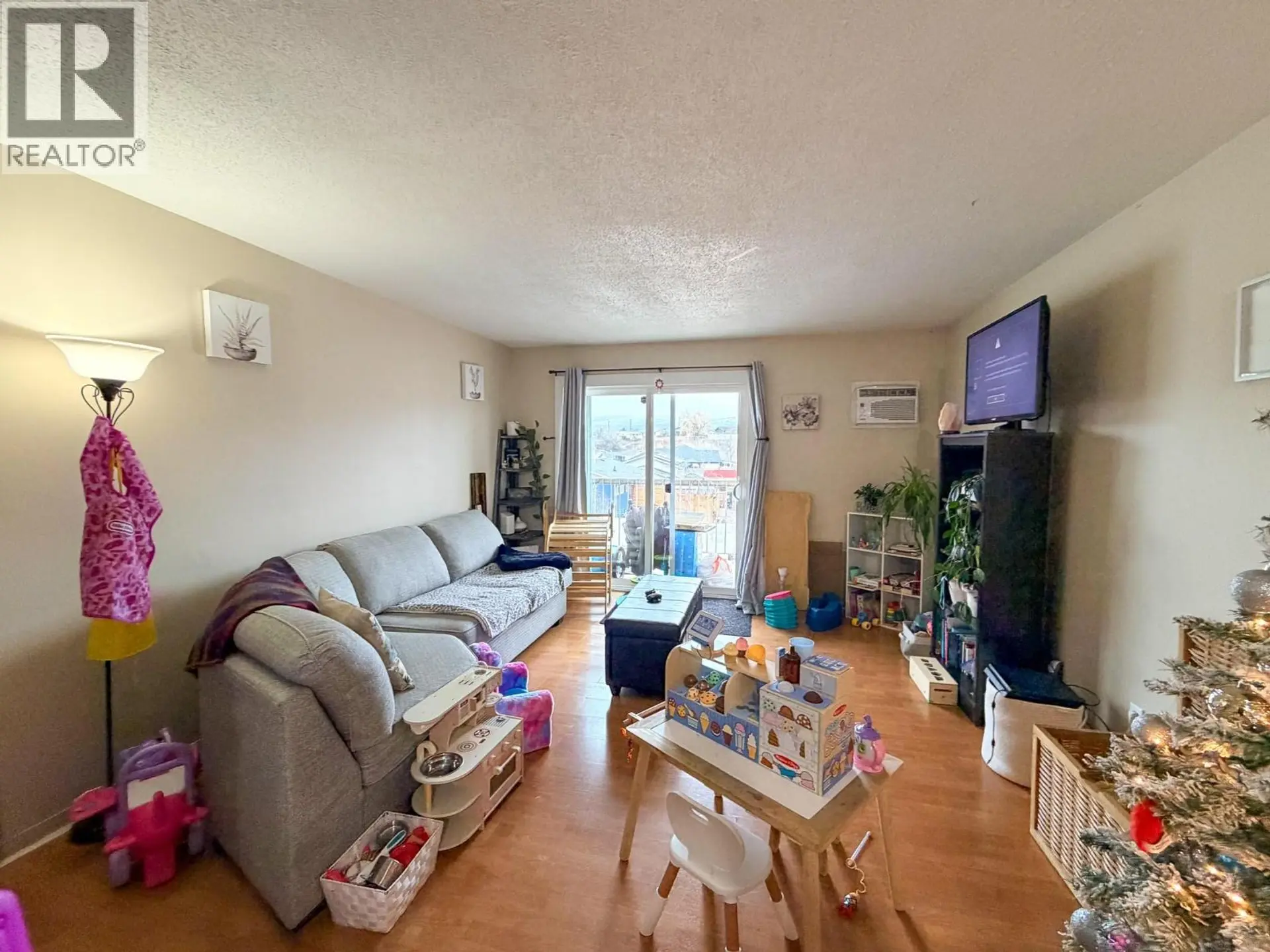 #303 1703 Menzies Street - Image 5