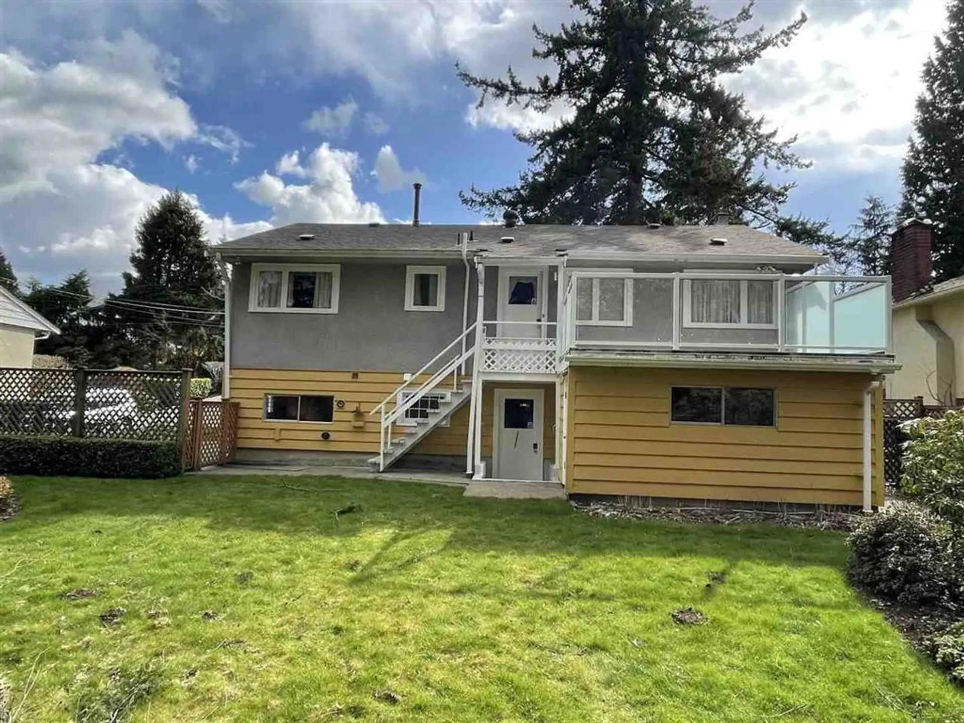 12677 98 Avenue - Image 2
