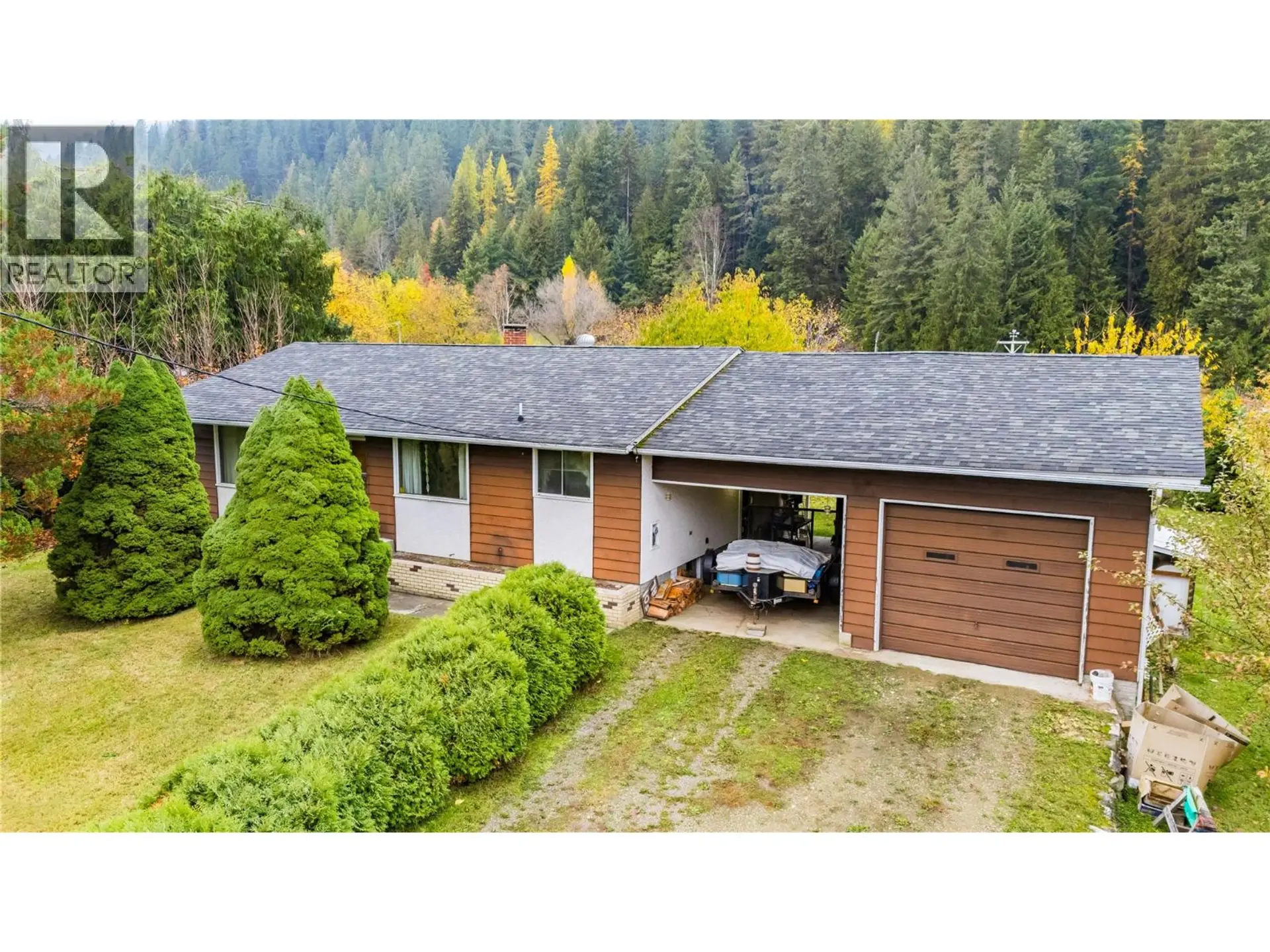Property at 1535 Highway 3a Highway, Thrums, BC