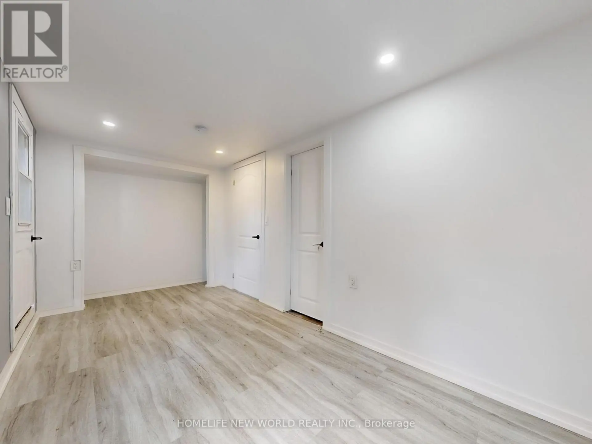 11 MAPLE STREET - Image 8