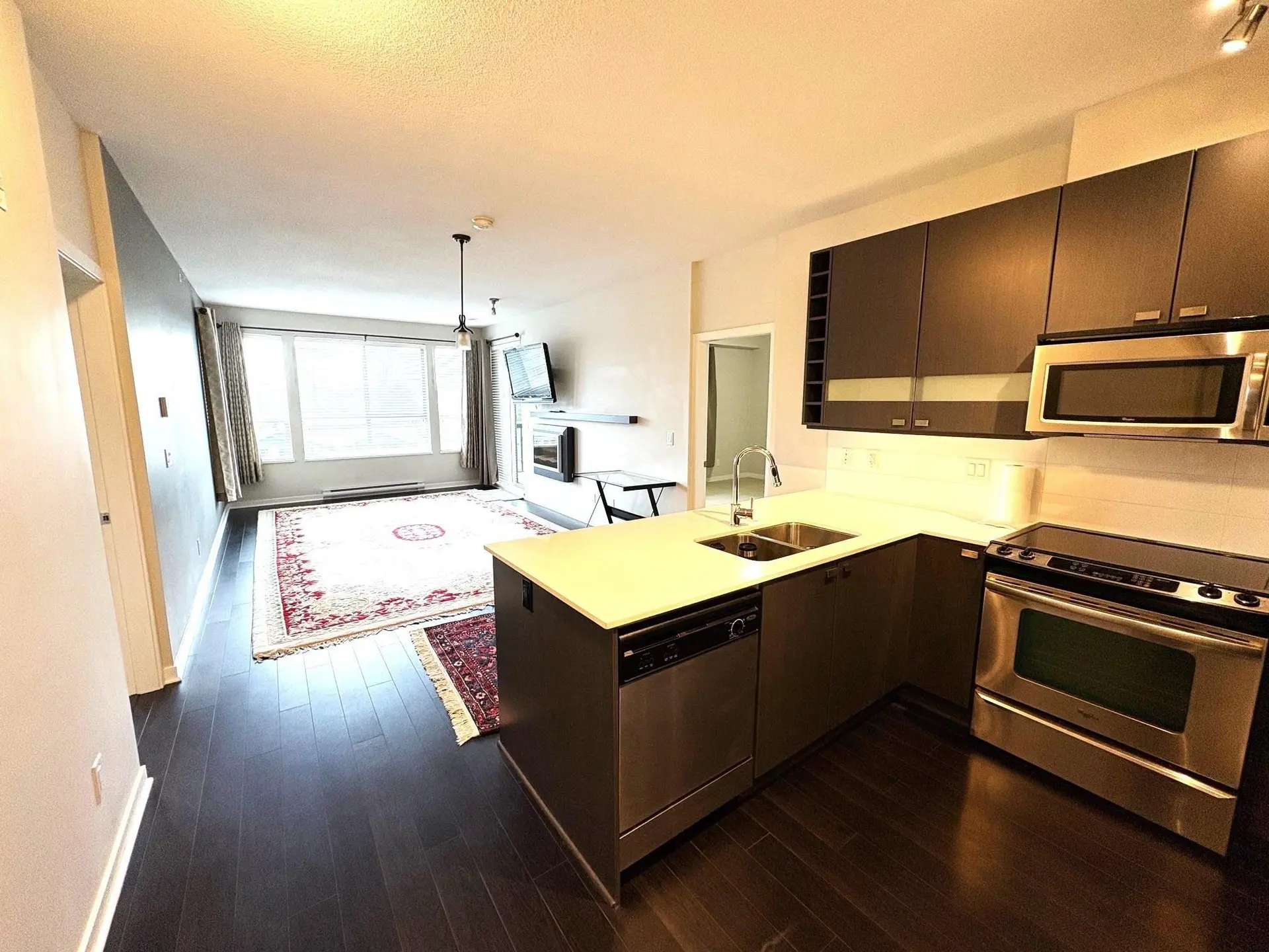 #402 5655 210a Street - Image 6