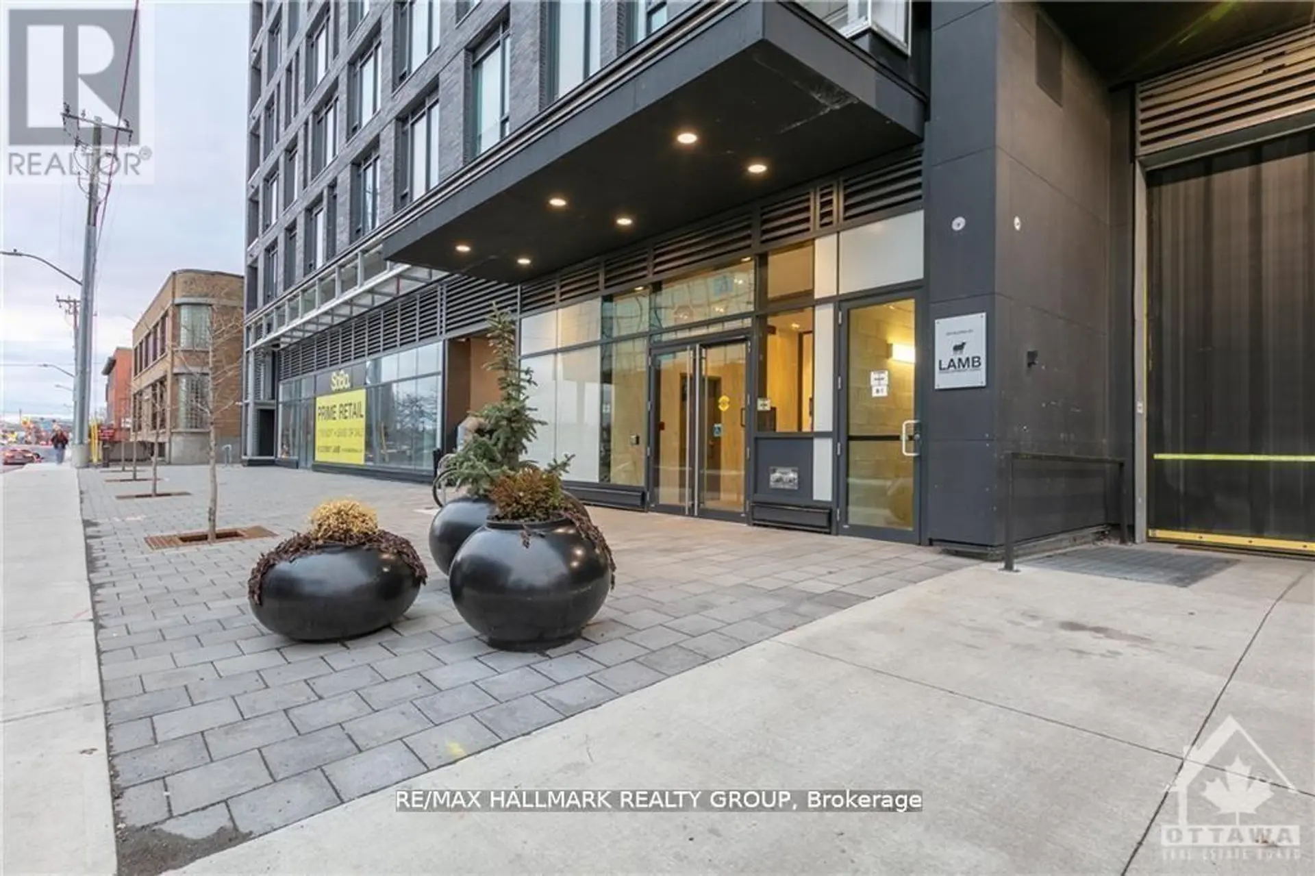 #707 203 CATHERINE STREET - Image 3