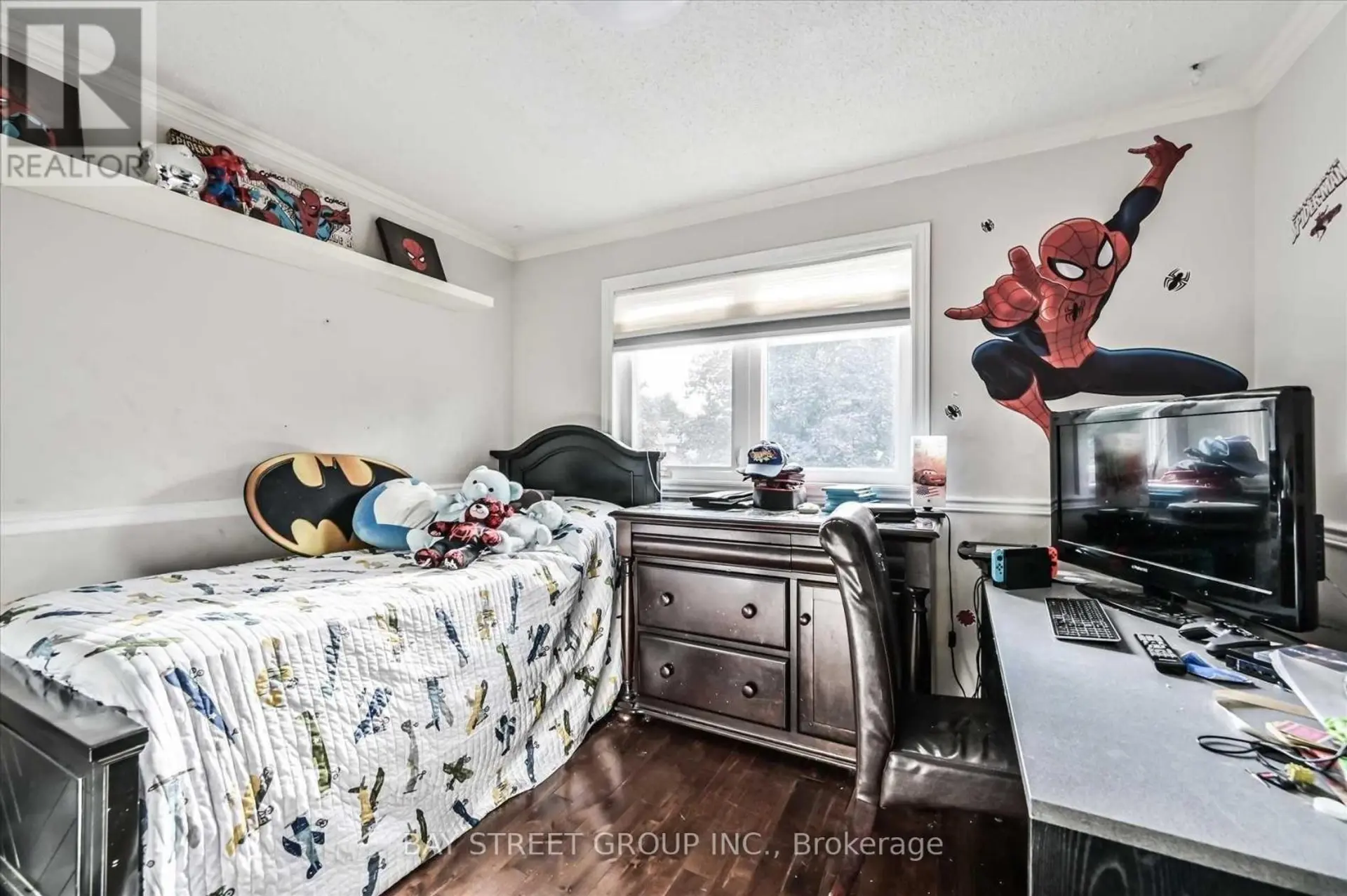 39 BARRINGTON CRESCENT - Image 18