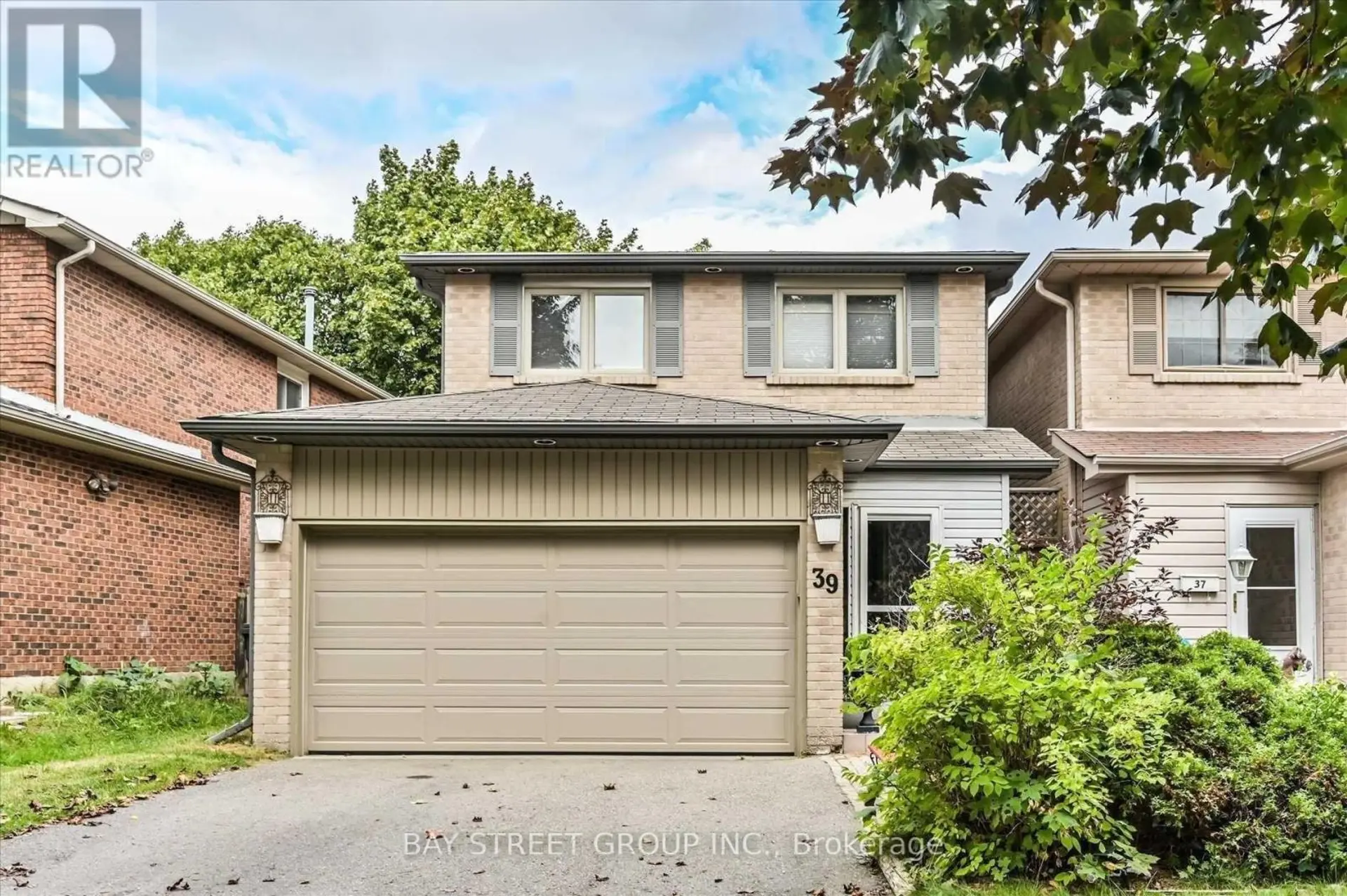 39 BARRINGTON CRESCENT - Image 6