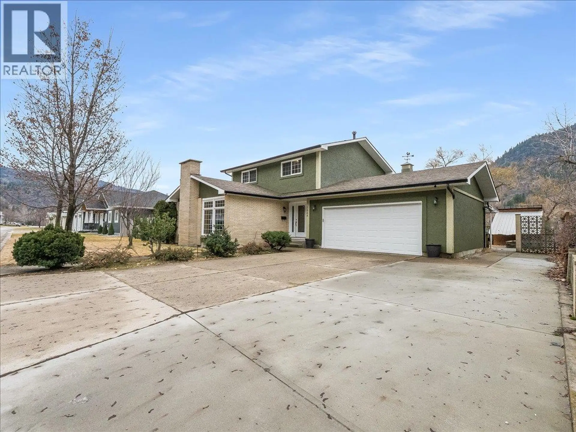 Property at 3866 CARNATION Drive, Trail, BC