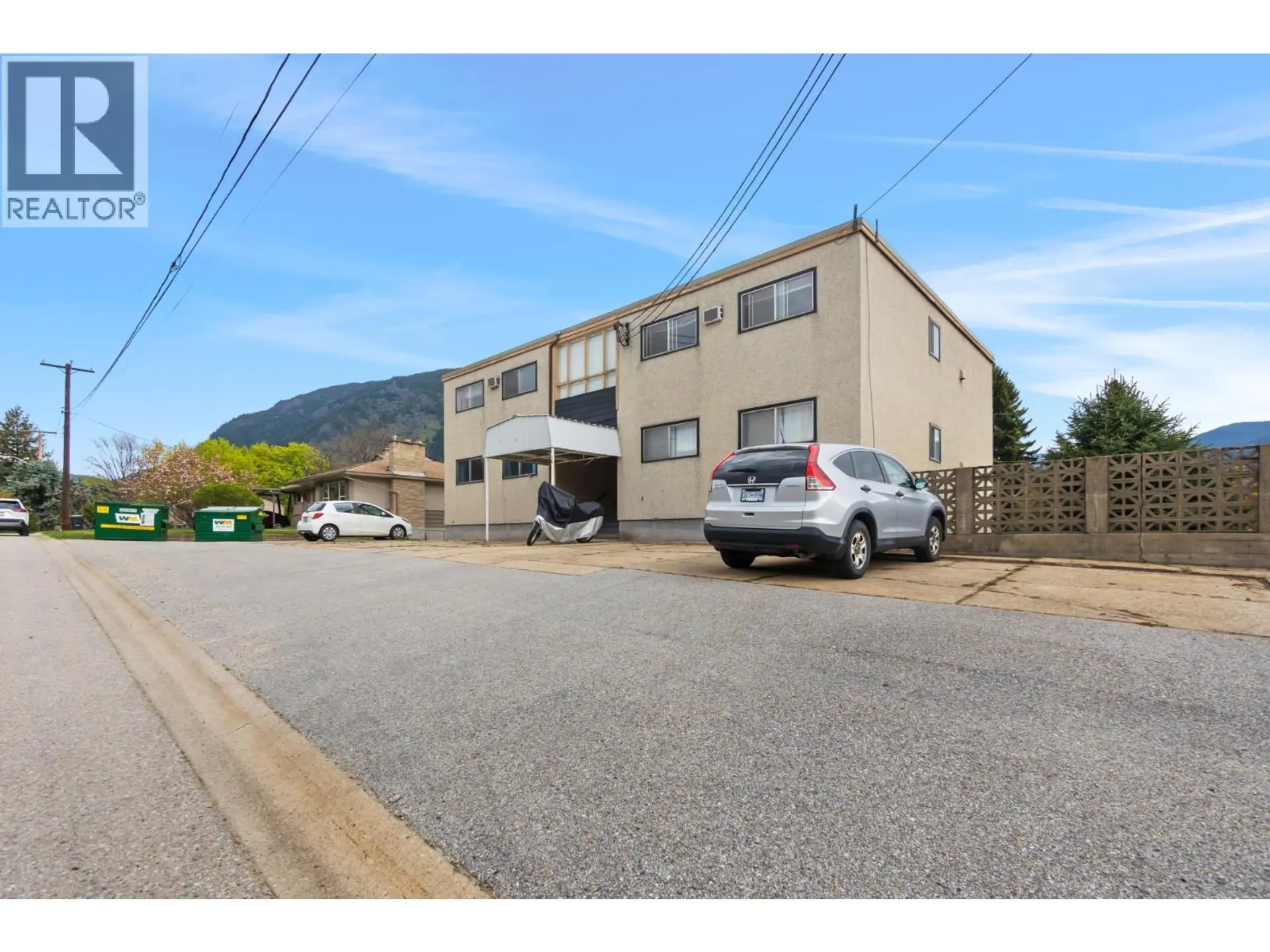 Property at 525 11TH Avenue, Castlegar, BC
