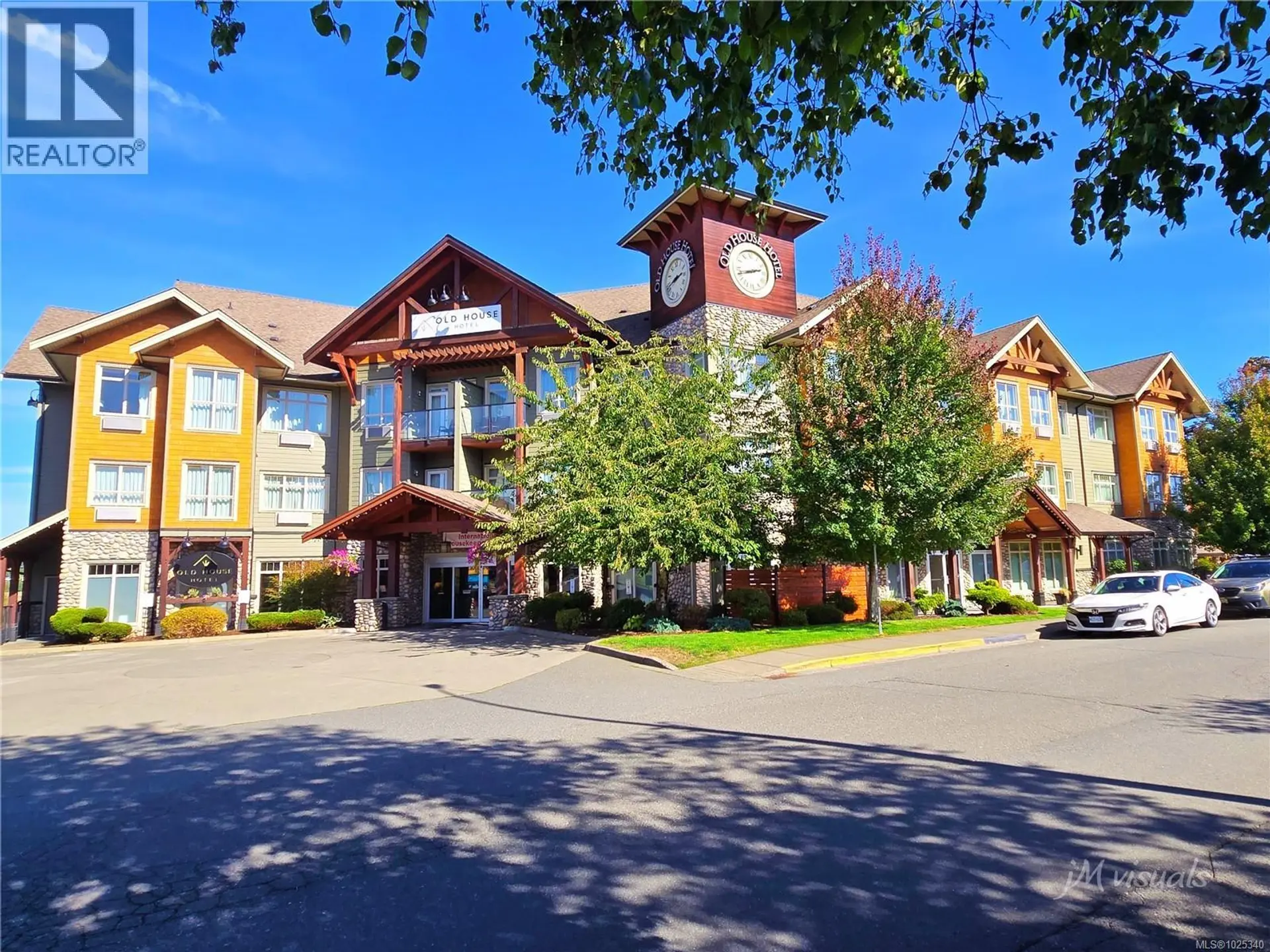 Property at #101 ABCD 1730 Riverside Lane, Courtenay, BC