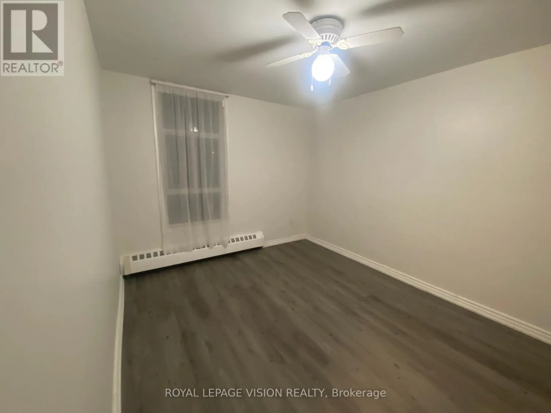#205 895 KENNEDY ROAD - Image 8