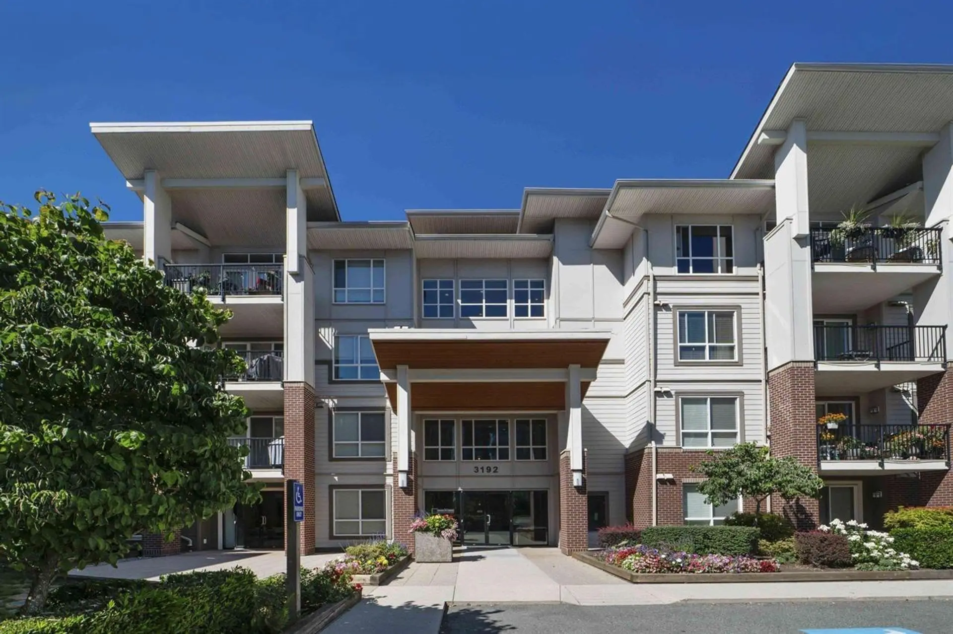 Property at #316 3192 Gladwin Road, Abbotsford, BC