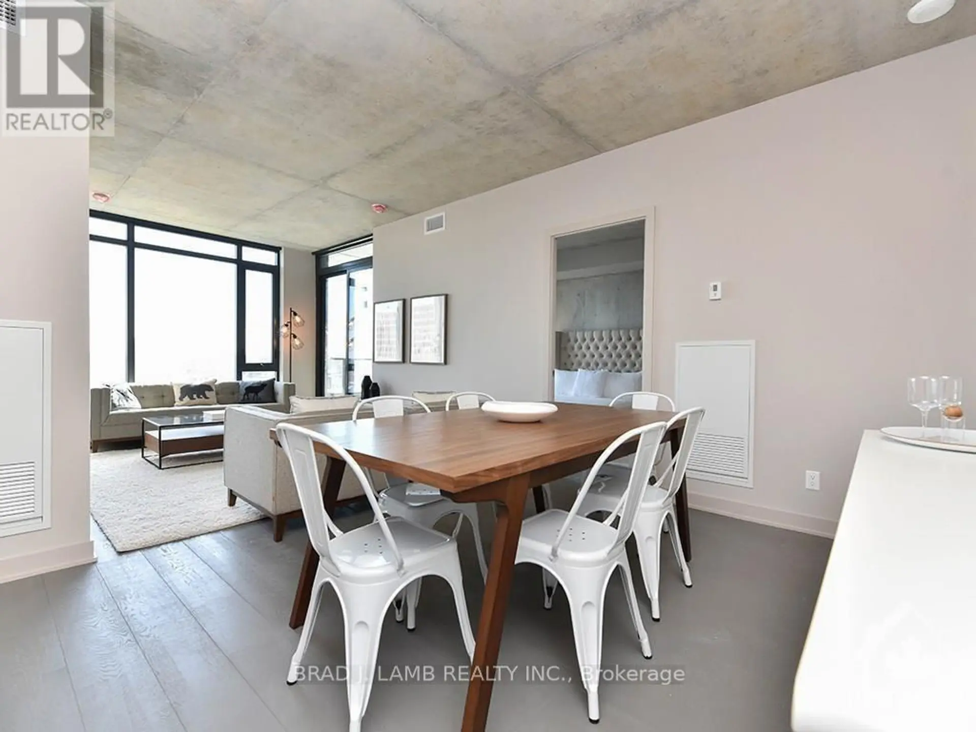 #209 203 CATHERINE STREET - Image 4