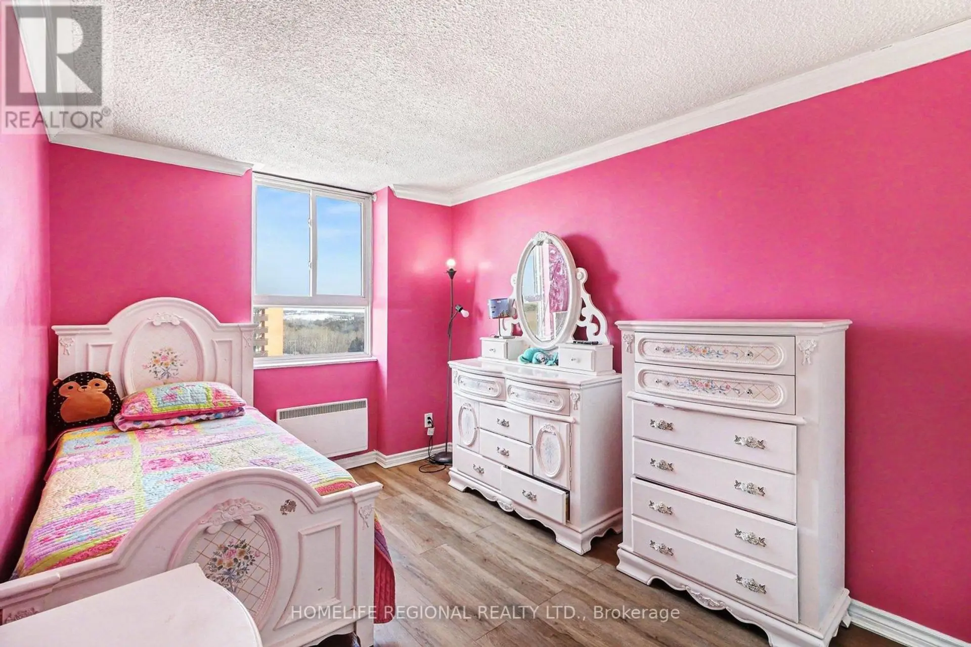 #1403 2000 JASMINE CRESCENT - Image 11