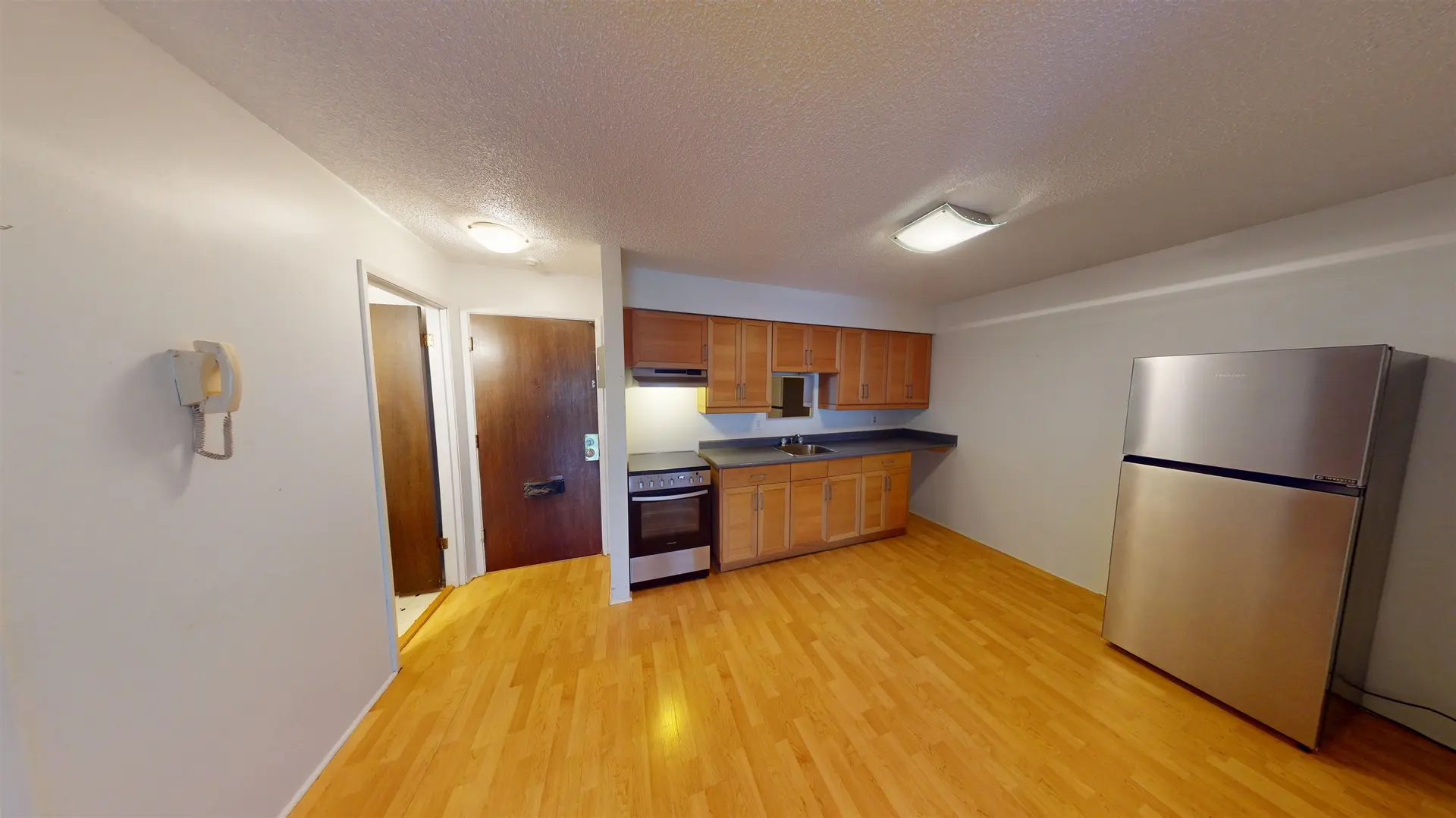 #206 910 Fifth Avenue - Image 10